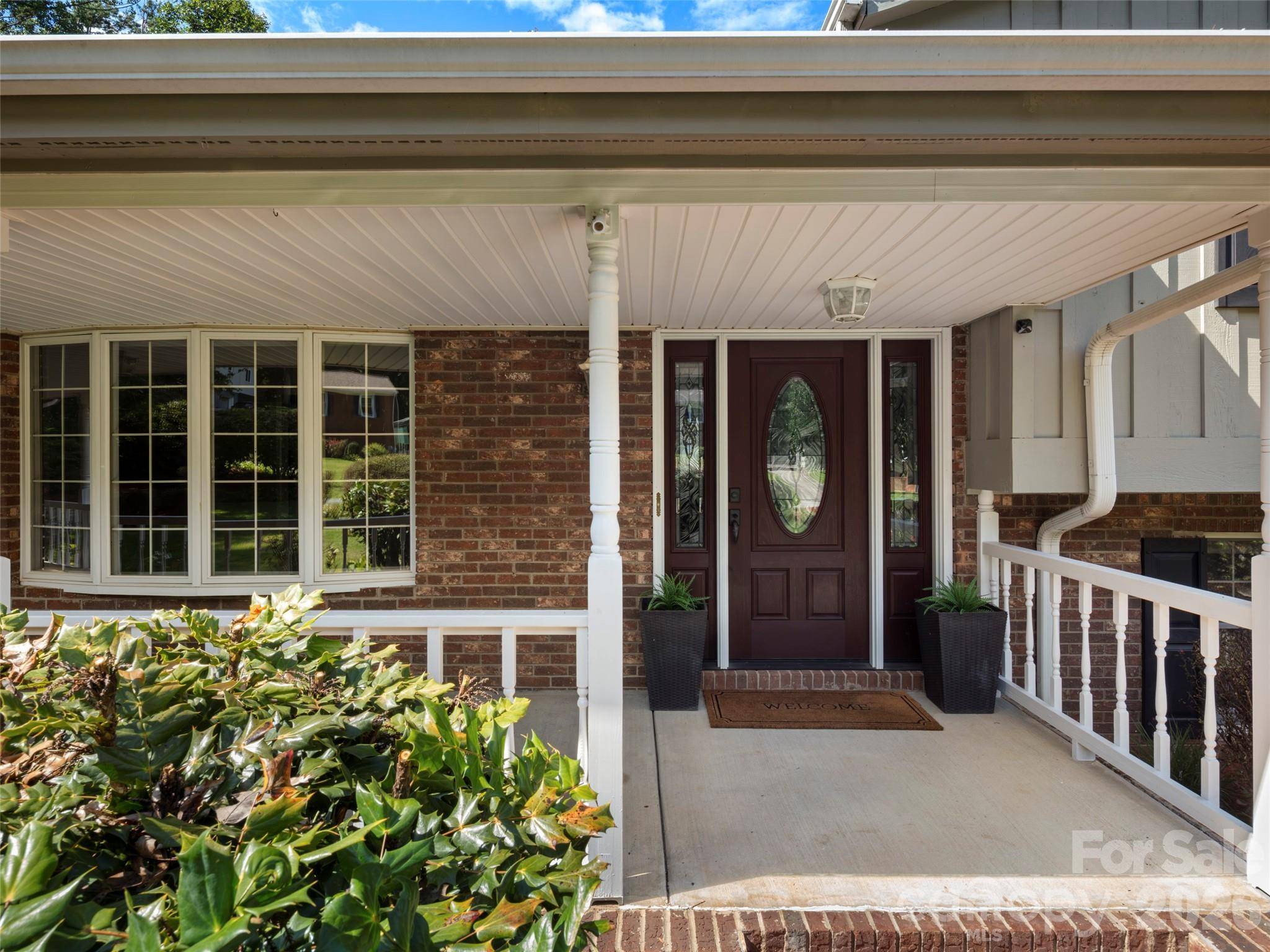 8 English PL, Candler, NC 28715