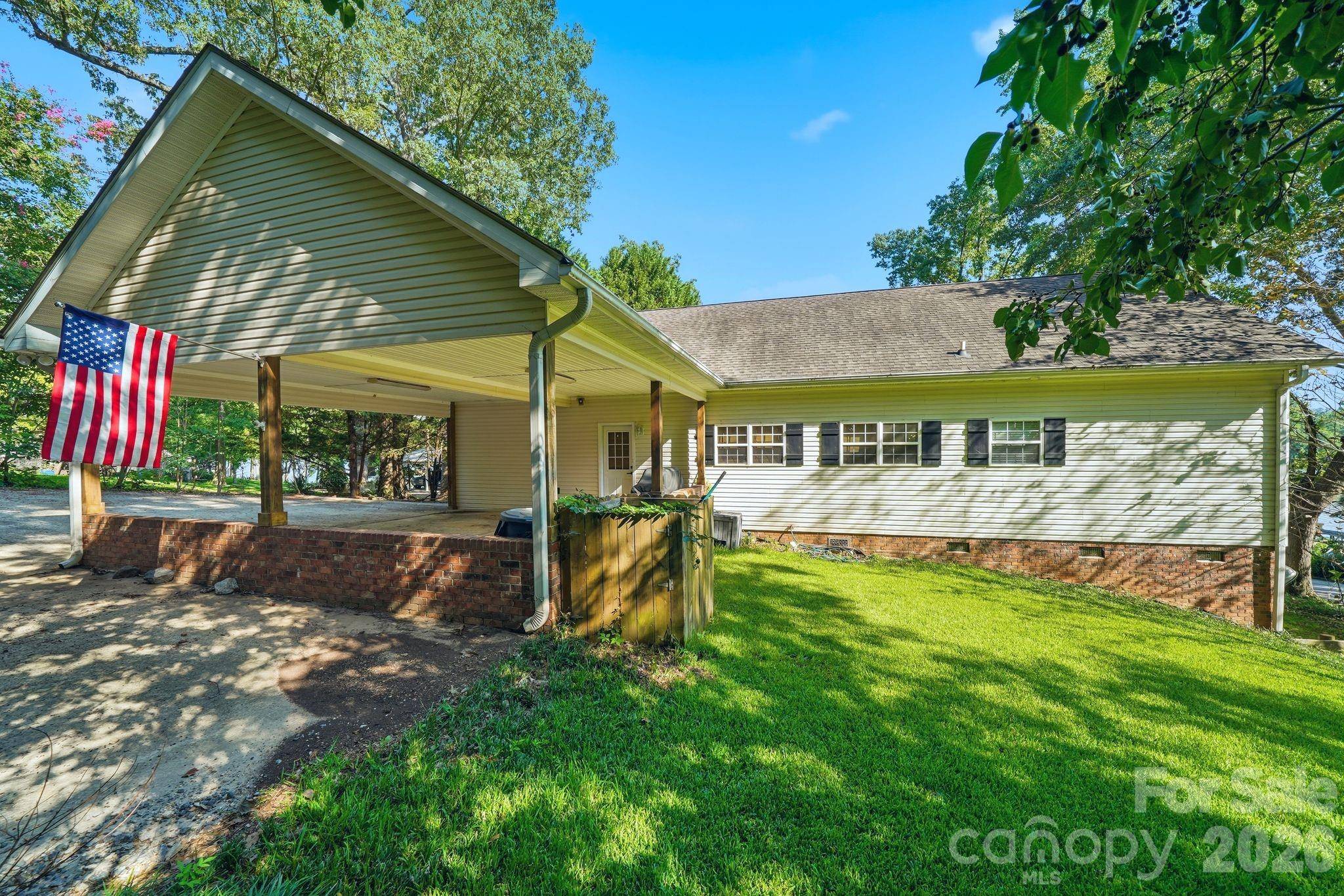 1005 Jackson RD, Fort Lawn, SC 29714