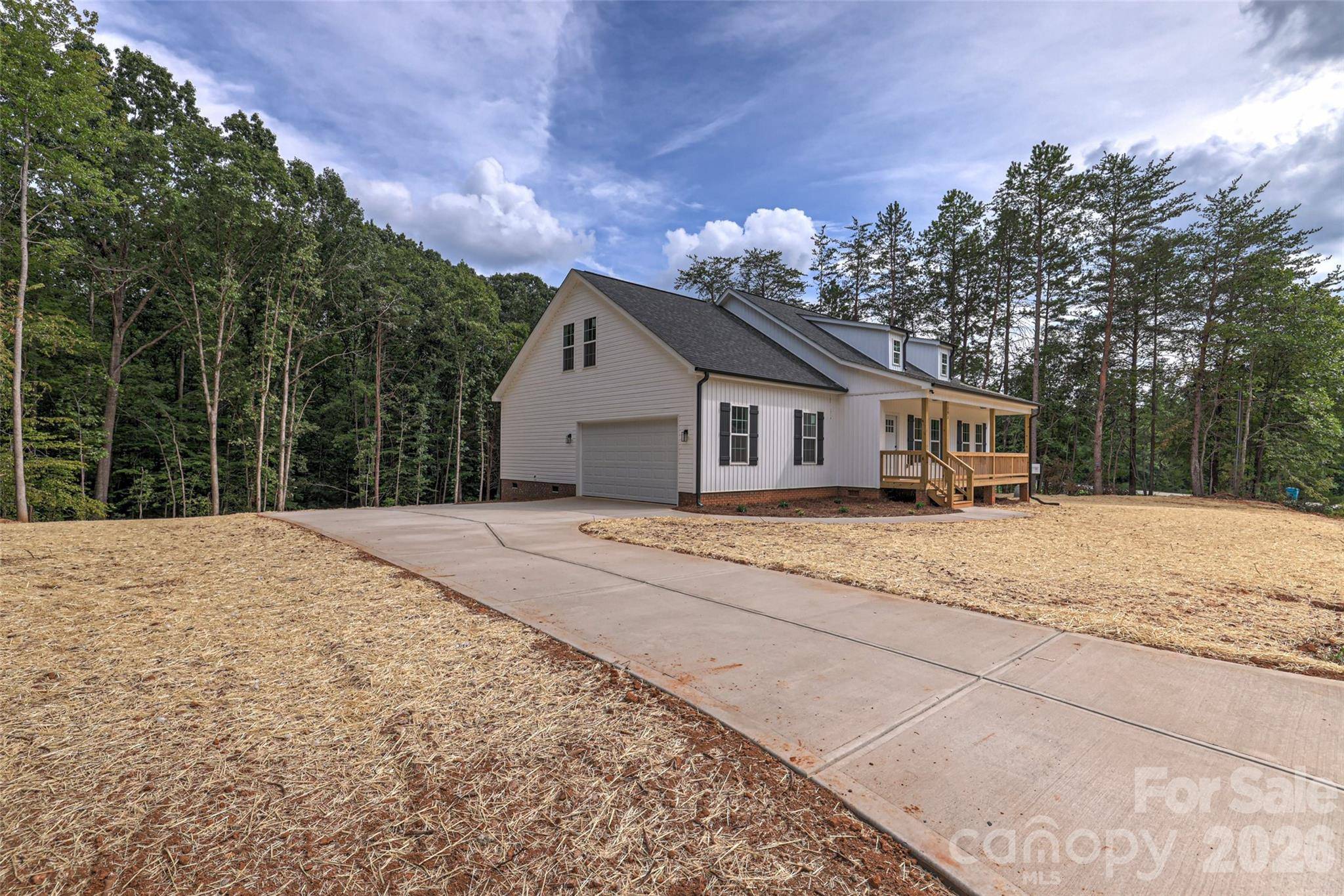 192 Rambler LN, Blacksburg, SC 29702