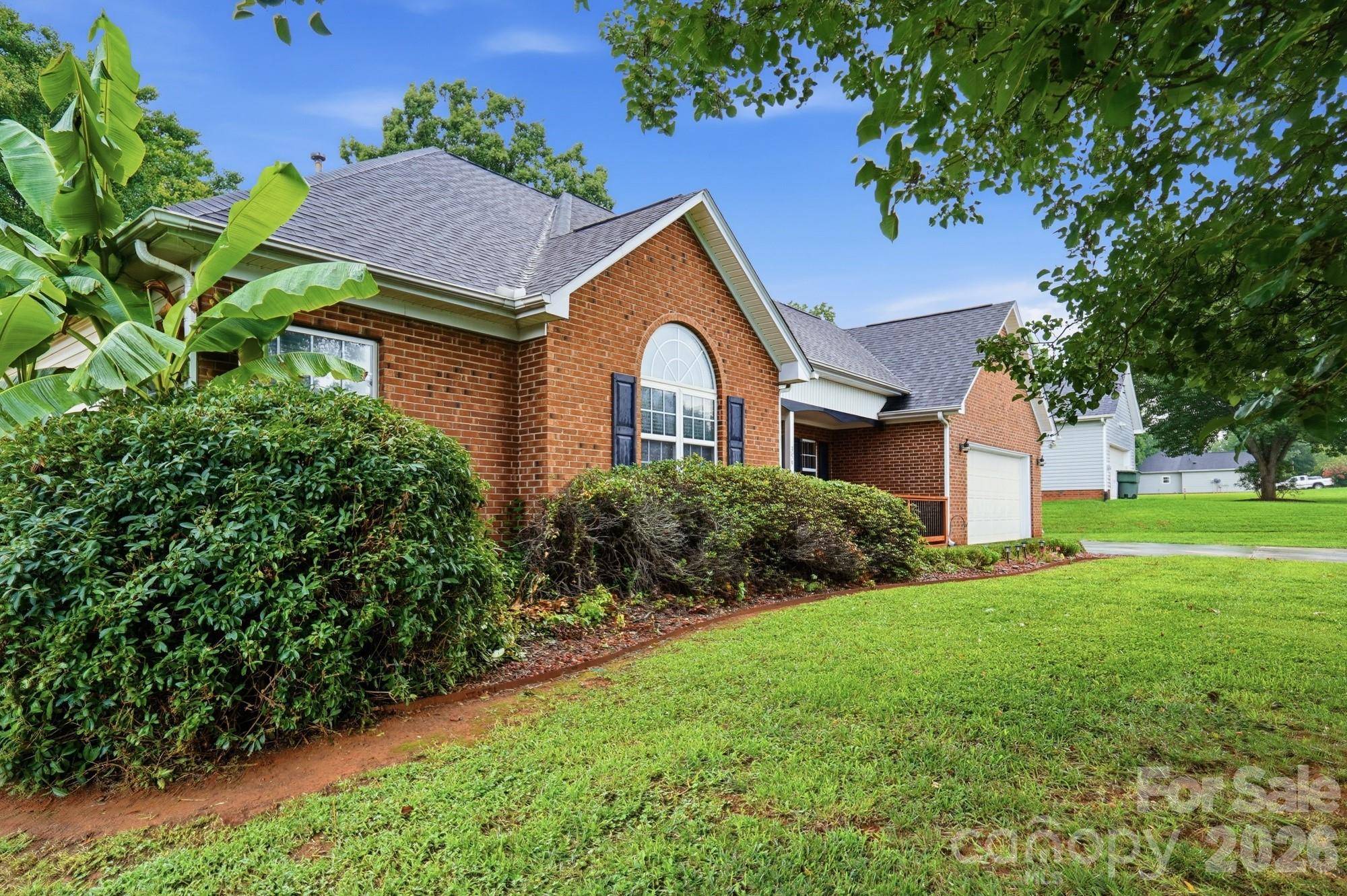 359 Linsbury CT, Gastonia, NC 28056