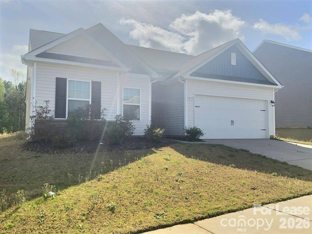 2112 Lanza DR, Charlotte, NC 28215