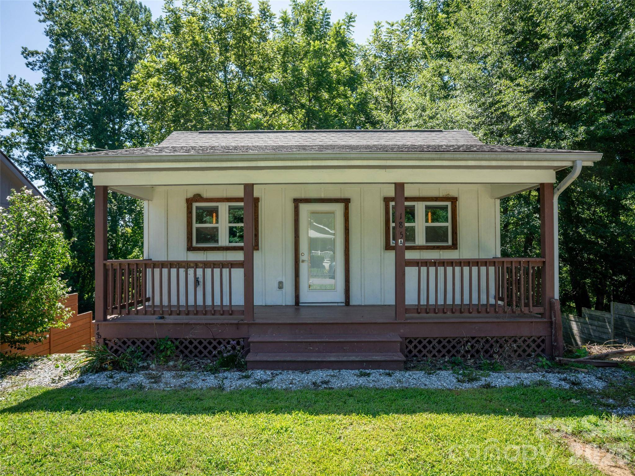 185 Duckworth AVE, Brevard, NC 28712