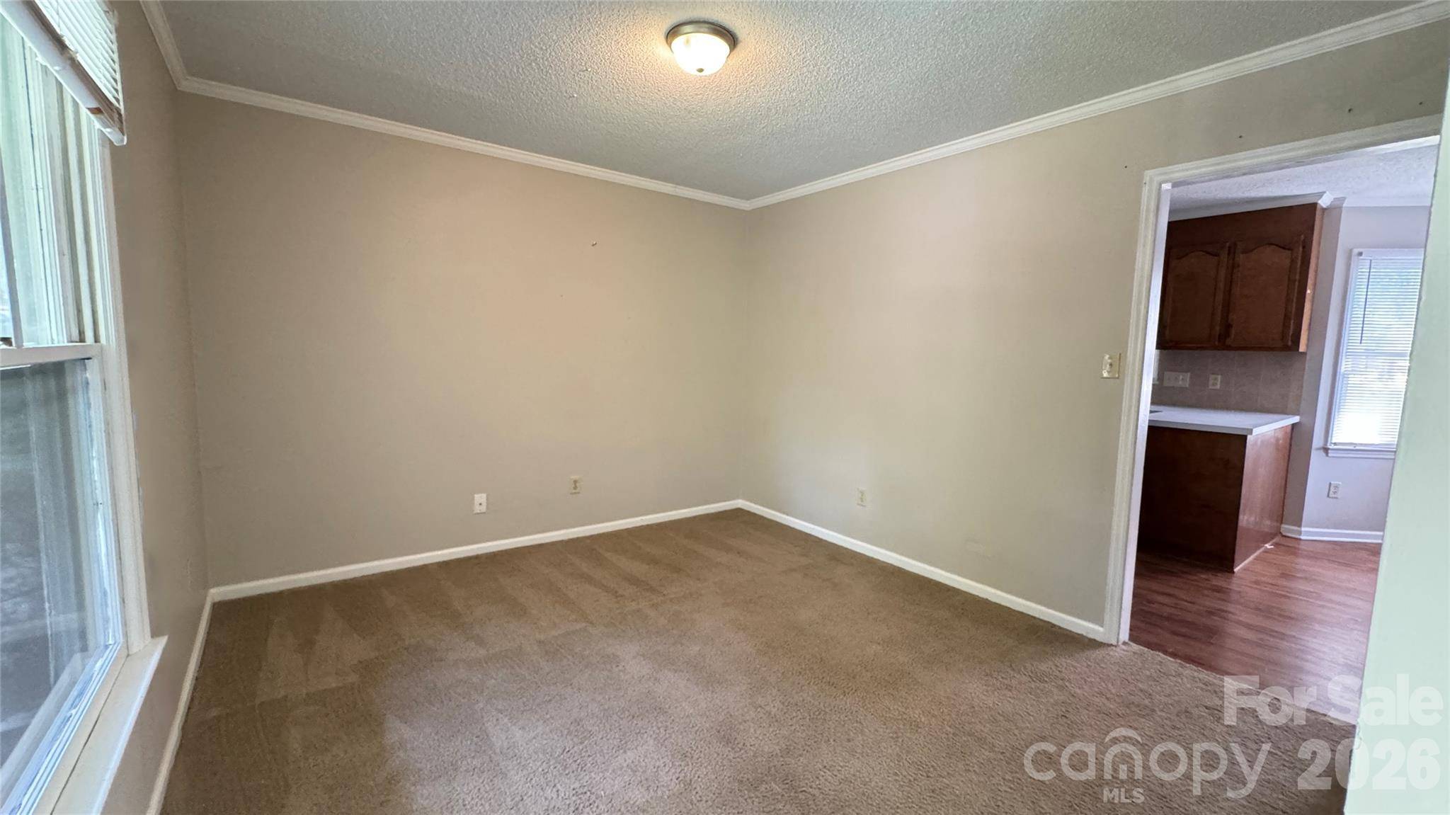 2820 Royal Ridge LN, Charlotte, NC 28212