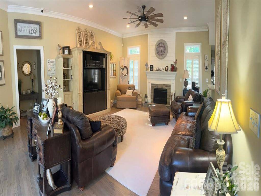 829 Savannah Place DR, Fort Mill, SC 29715