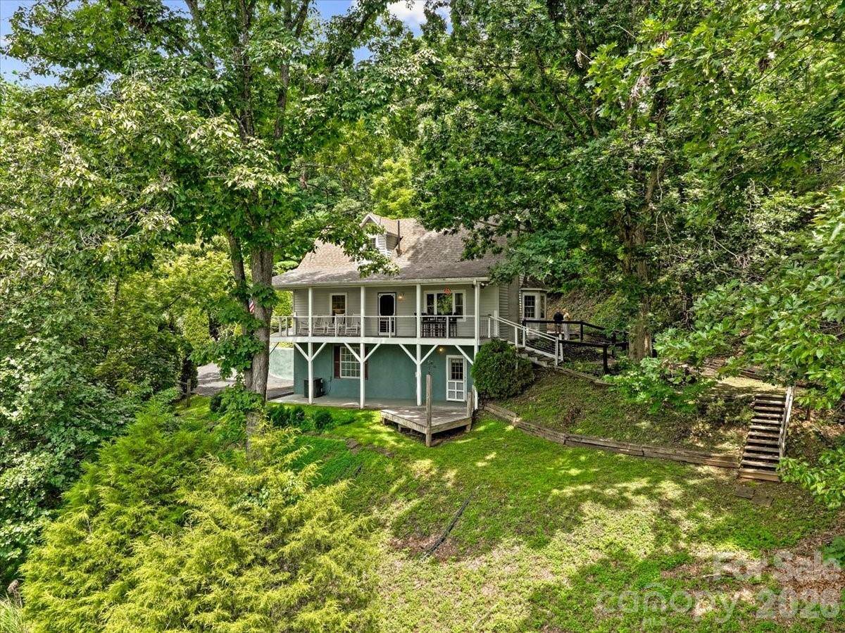 386 Madison Heights DR, Marshall, NC 28753