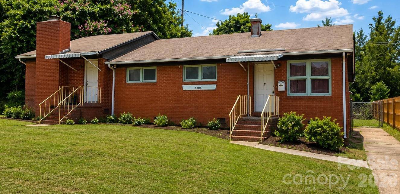 3308 Sutton DR, Charlotte, NC 28216
