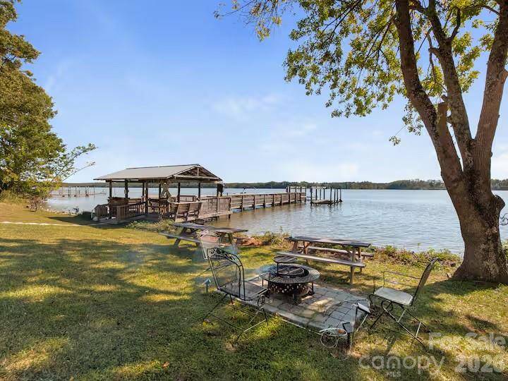 1475 Riverview CIR, Fort Lawn, SC 29714