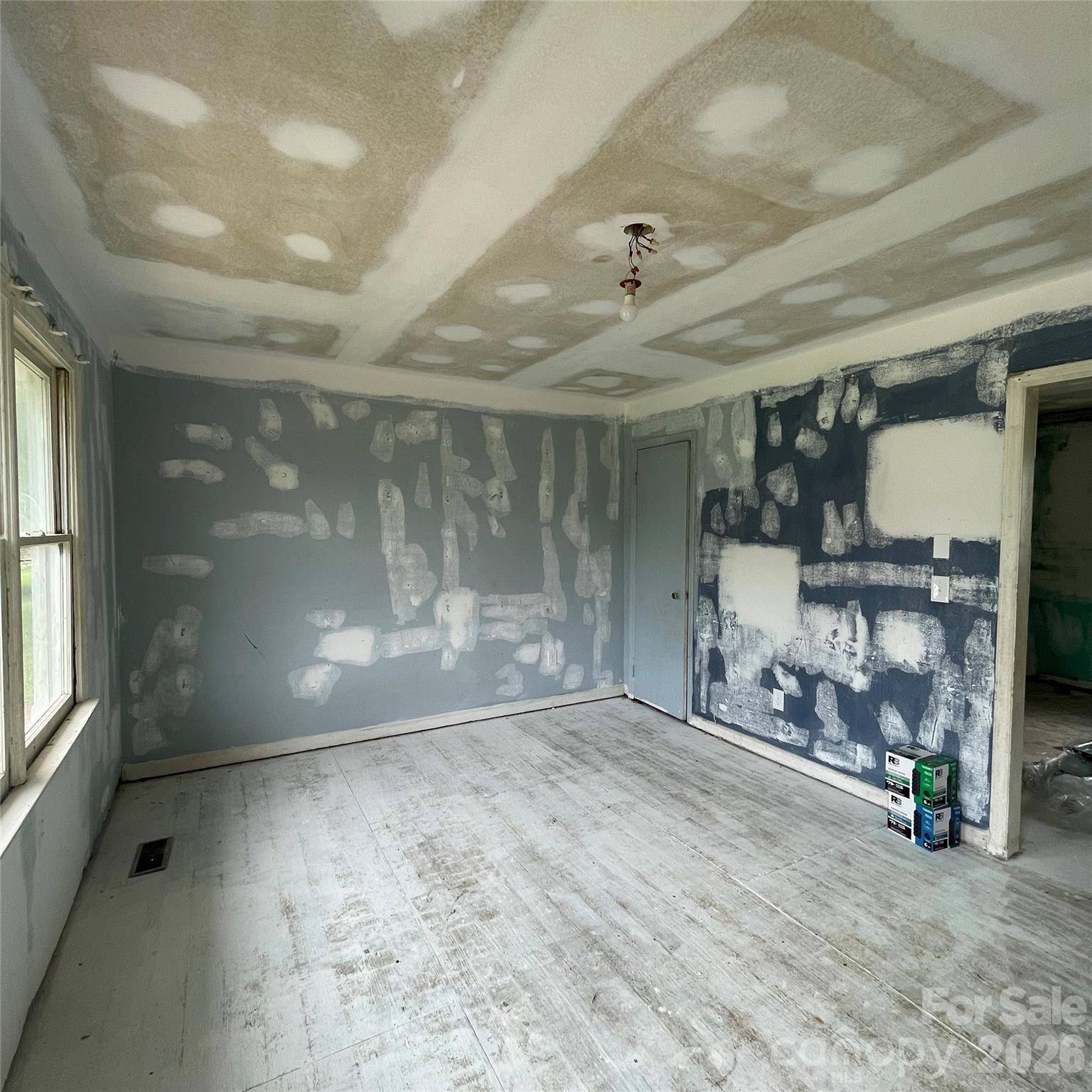 248 WOODSIDE DR, Forest City, NC 28043