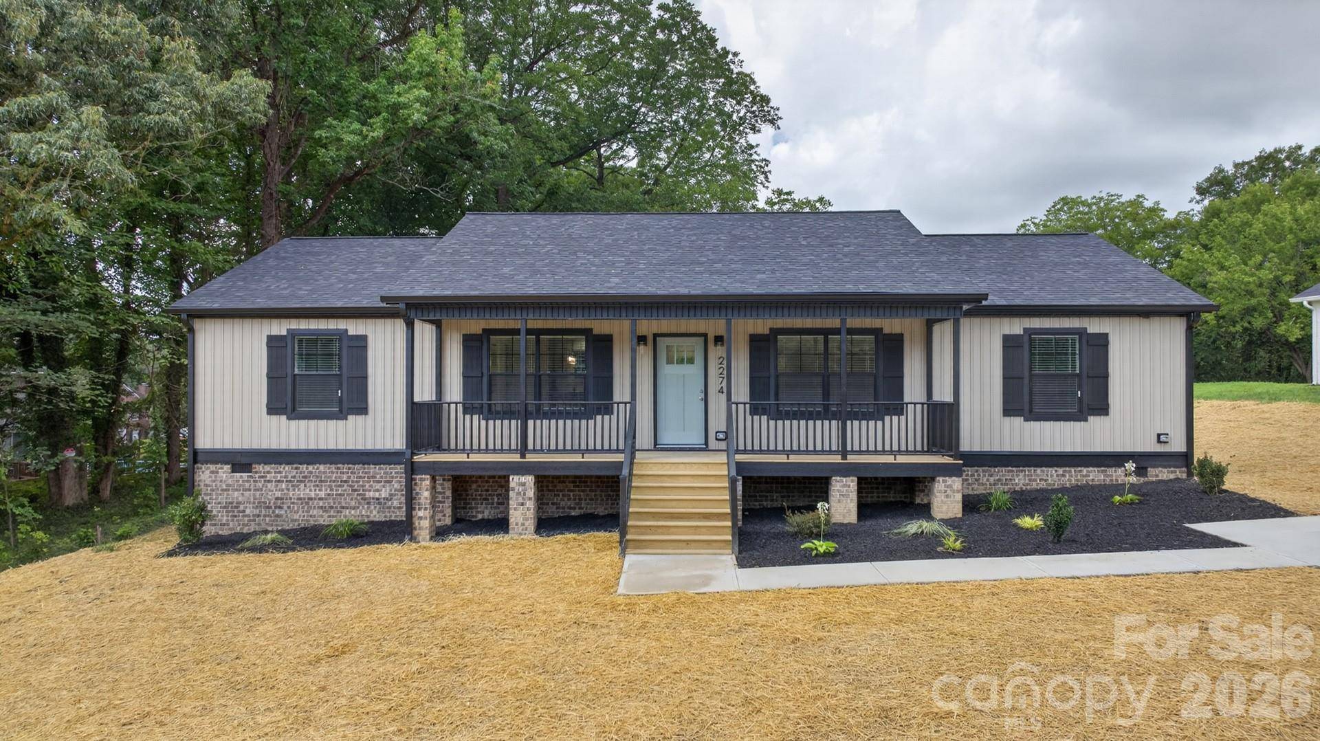 2274 Darwick RD, Winston Salem, NC 27127