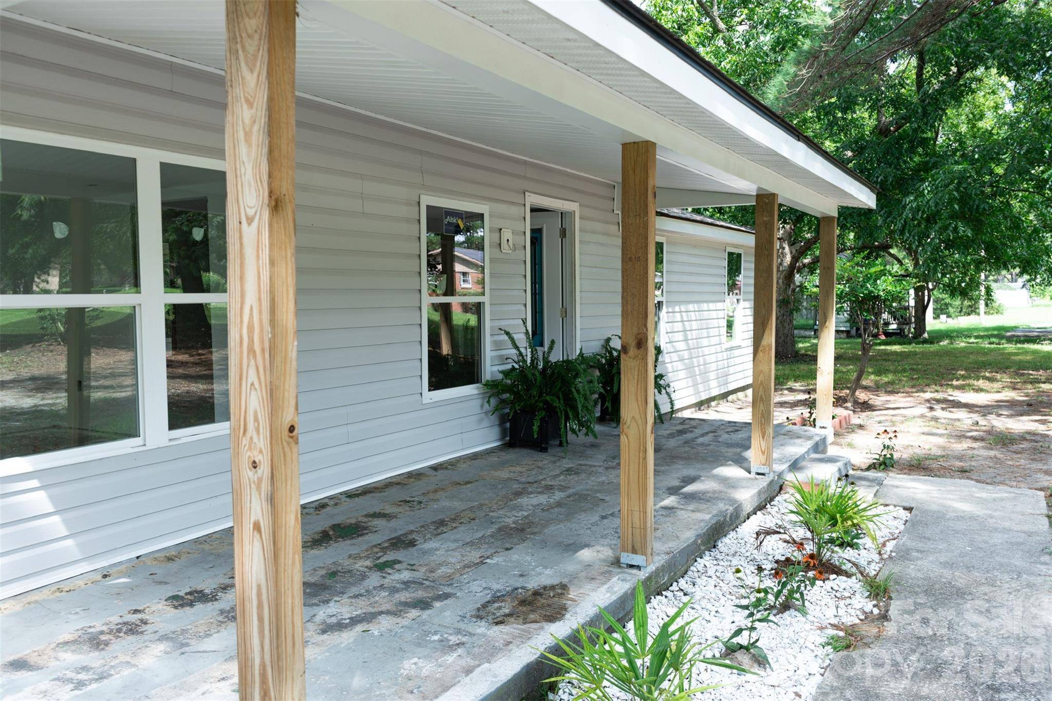 3105 Evelyn CIR, Darlington, SC 29540