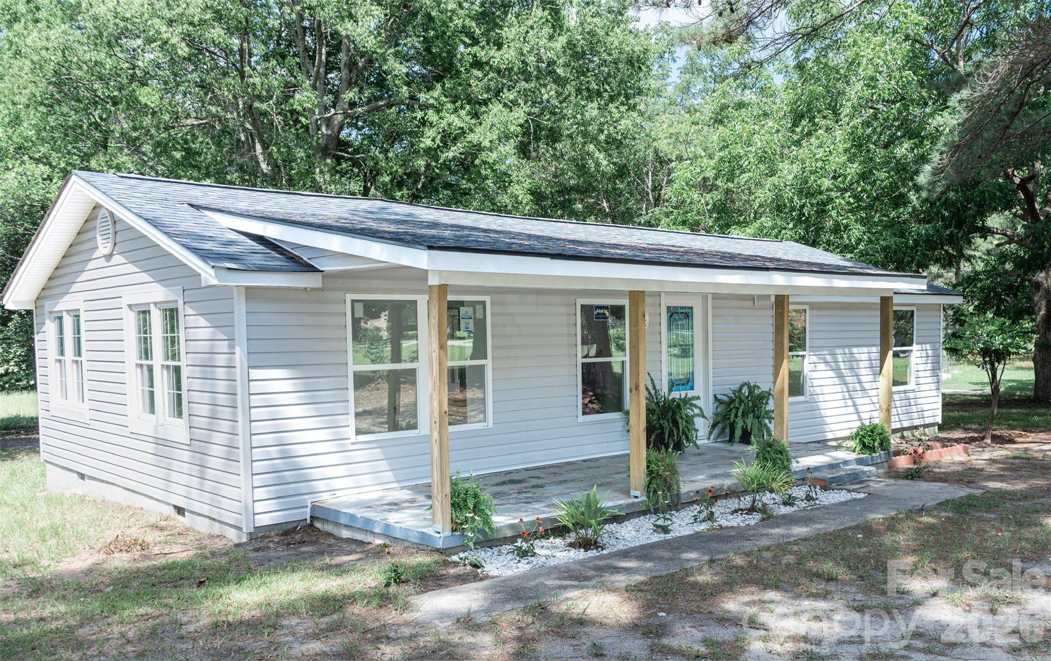 3105 Evelyn CIR, Darlington, SC 29540