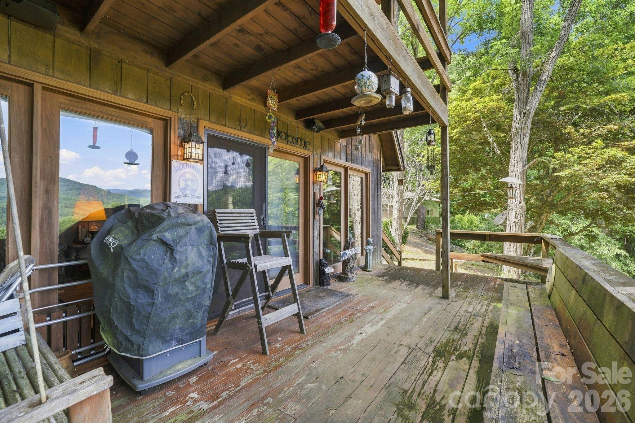 518 Nicholson Cove RD, Cullowhee, NC 28723