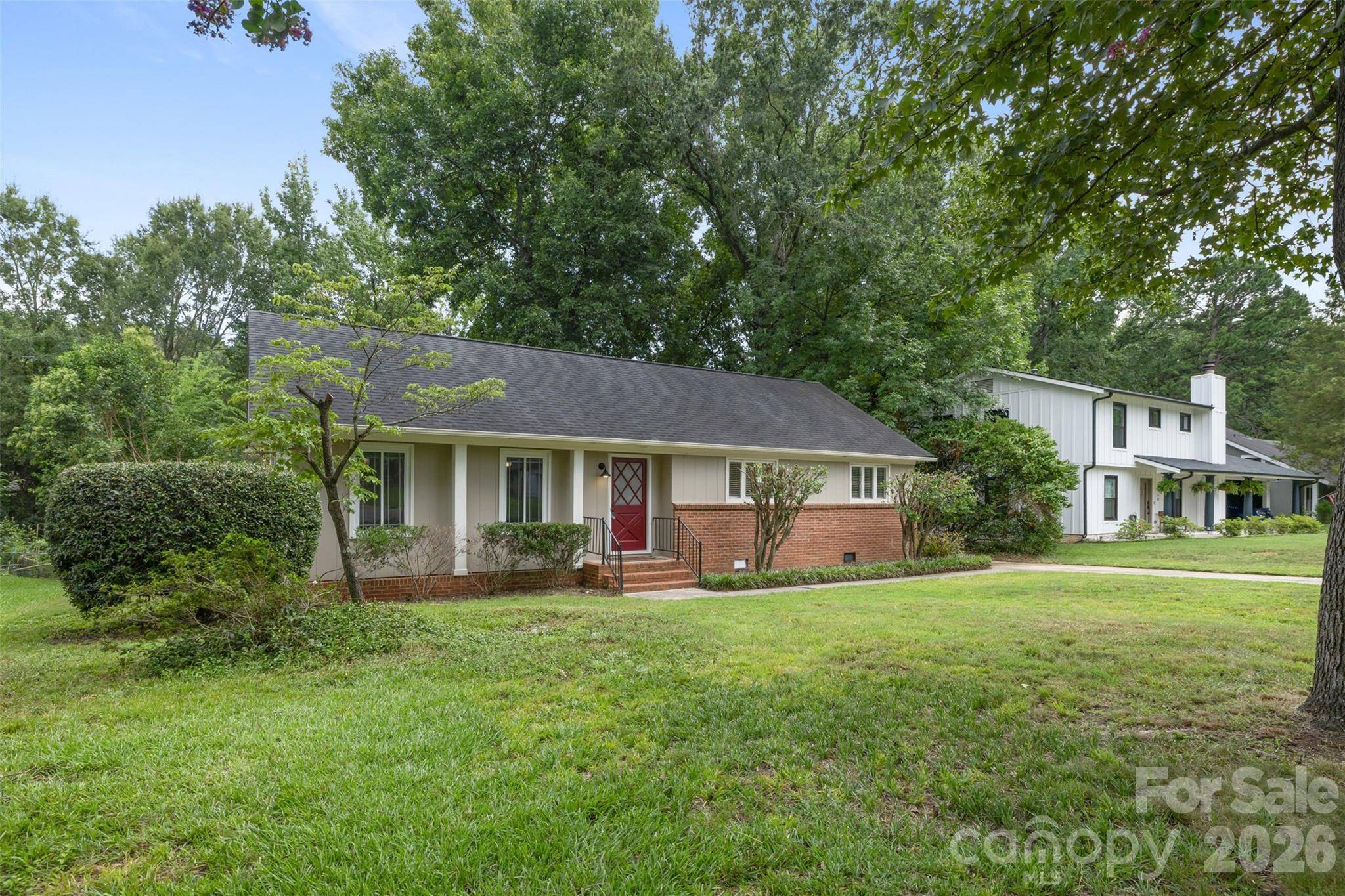 5956 Mcnair RD, Charlotte, NC 28212