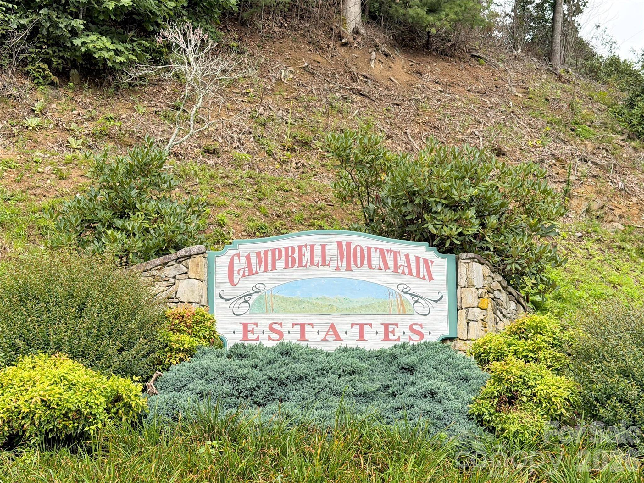 140 February LN, Waynesville, NC 28785