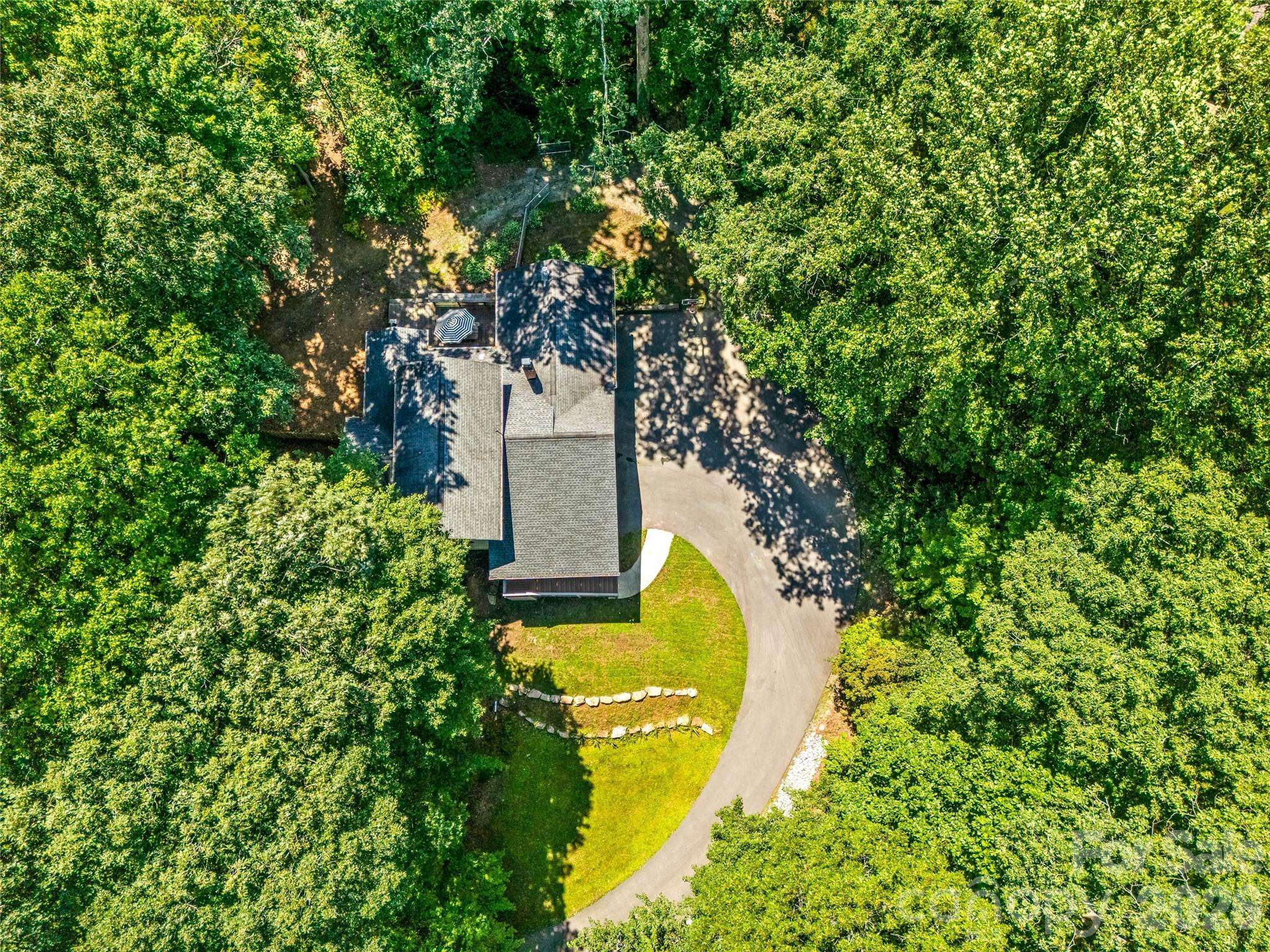 70 Promised Ridge DR, Hendersonville, NC 28791