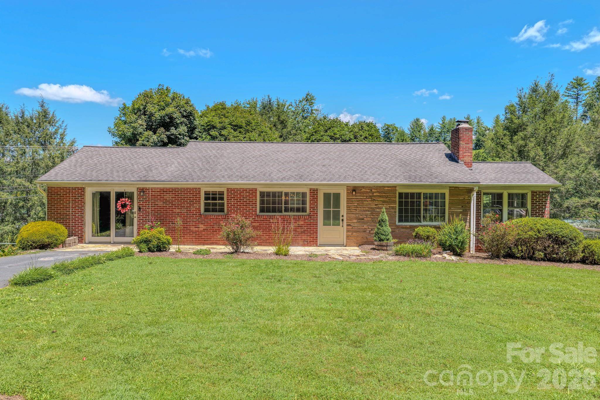 2150 Nc 80 HWY, Bakersville, NC 28705