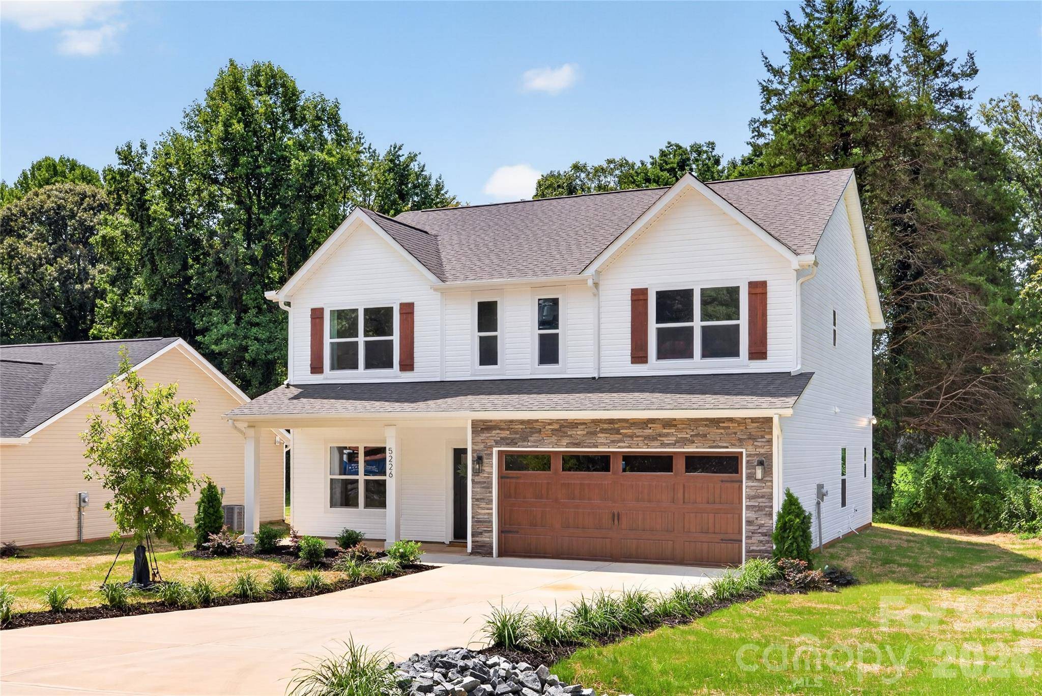 5226 Hickory LN, Charlotte, NC 28216