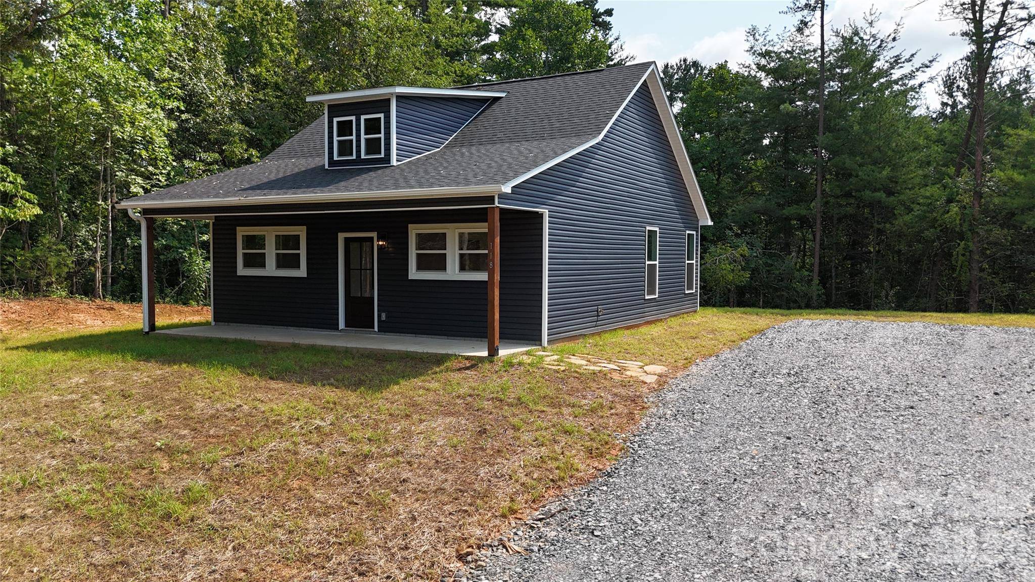 118 Dog Star LN, Alexander, NC 28701