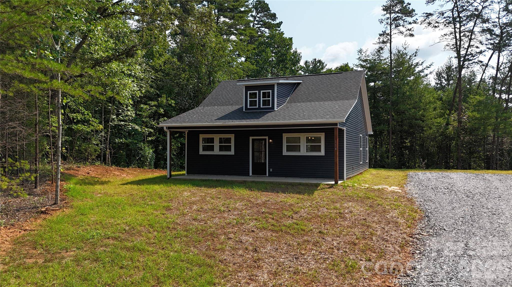 118 Dog Star LN, Alexander, NC 28701