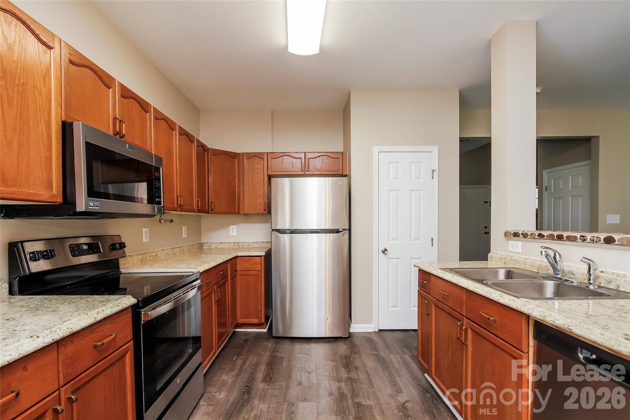 601 N Mulberry ST, Statesville, NC 28677