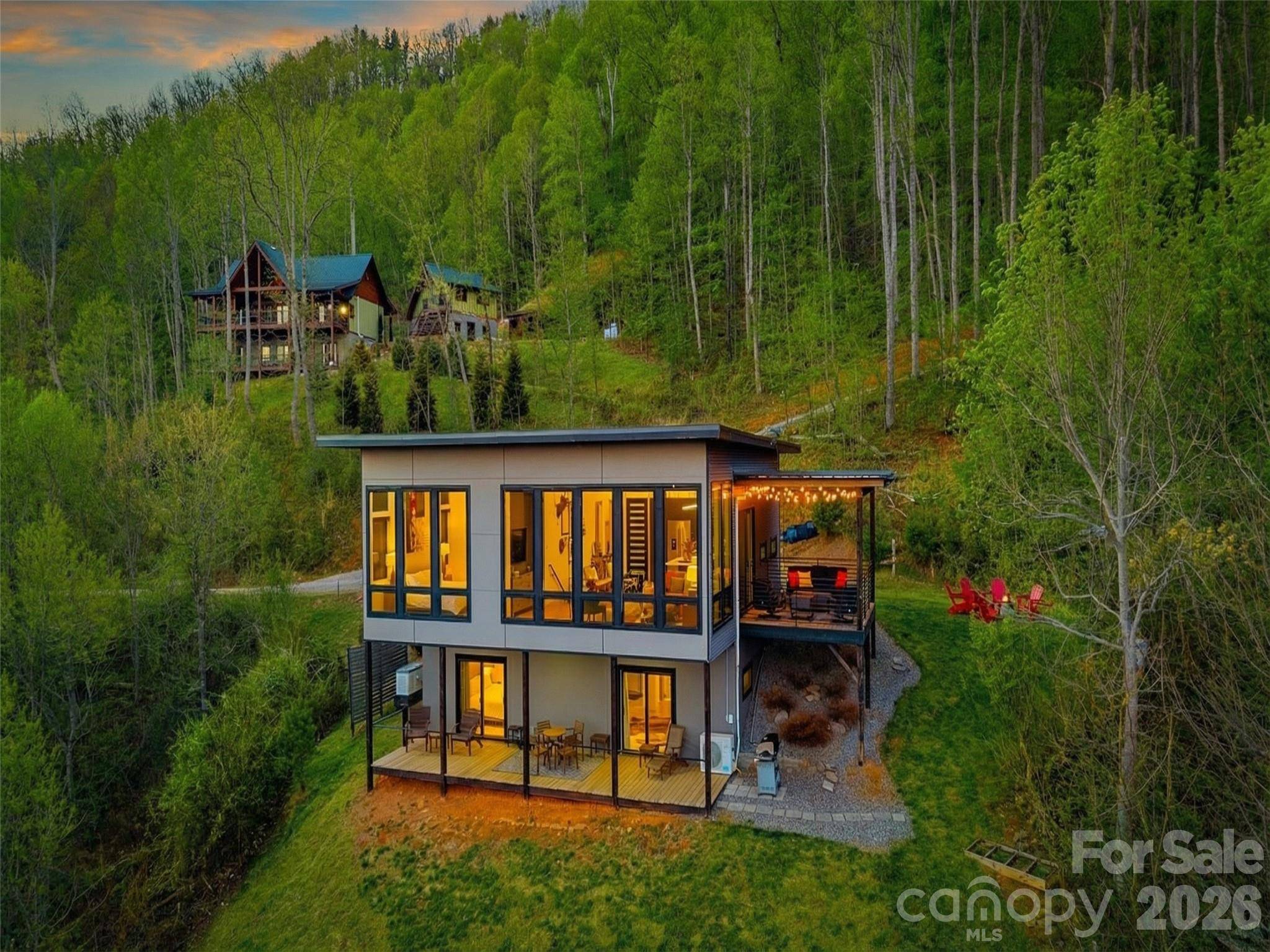 147 Bluff Creek TER, Candler, NC 28715