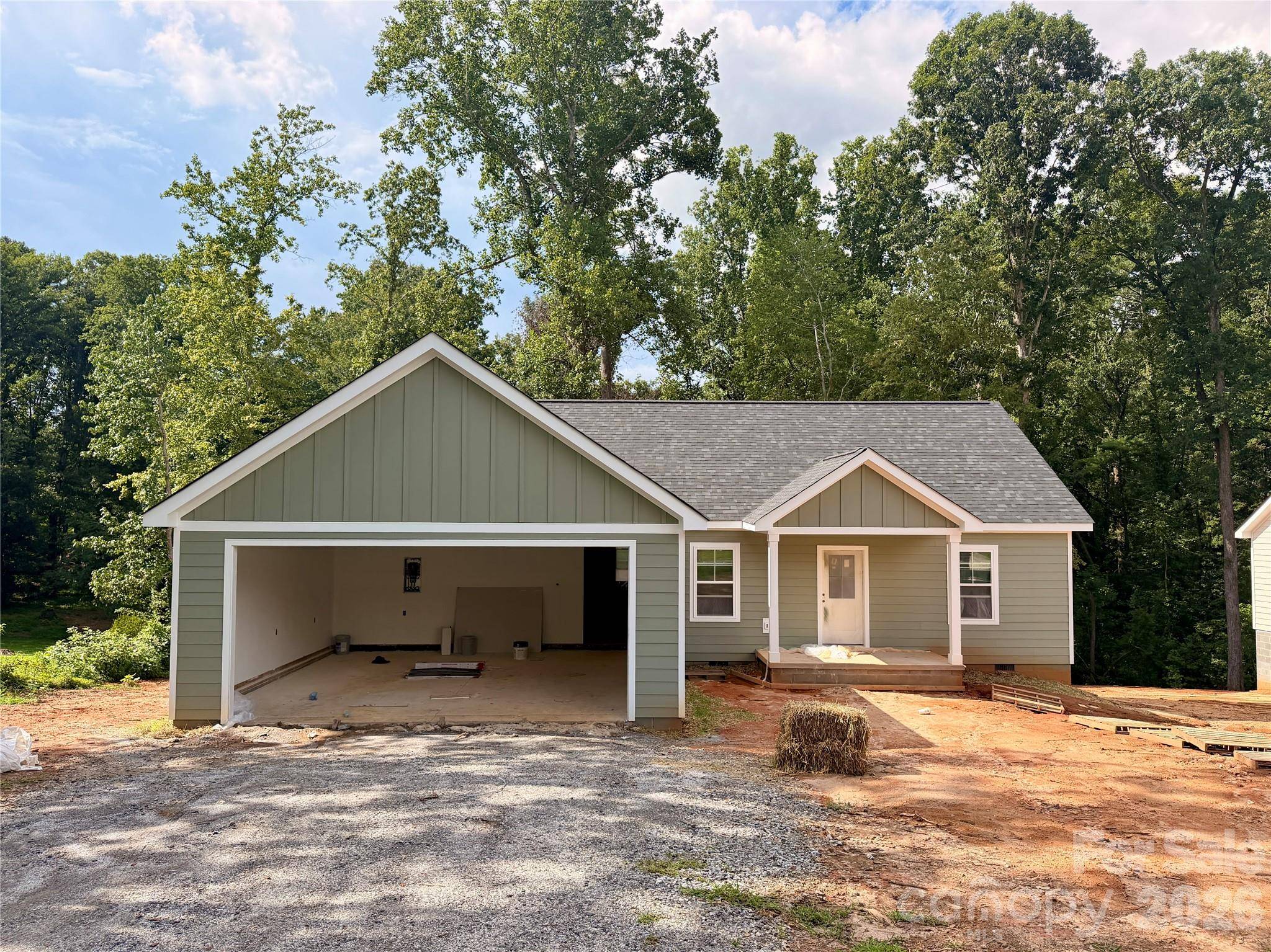 1167 Creekwood DR, Morganton, NC 28655