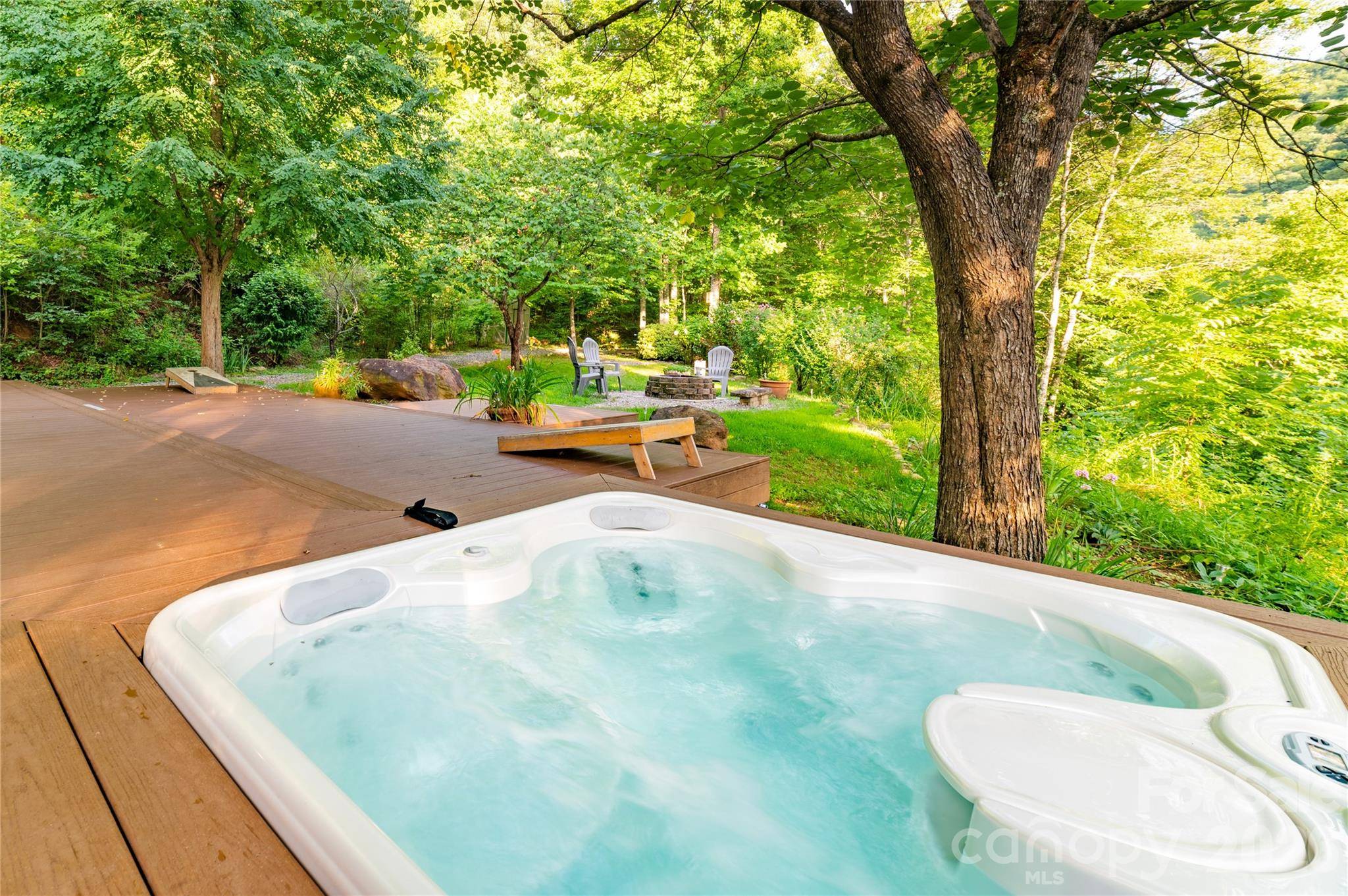 67 Hummingbird Hill RD, Franklin, NC 28734