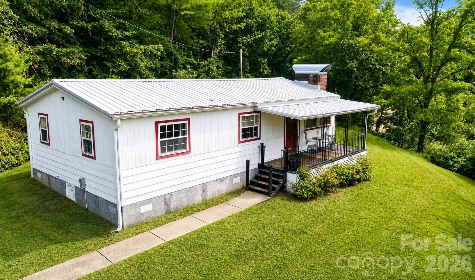 27 Lela LN #4A, Alexander, NC 28701