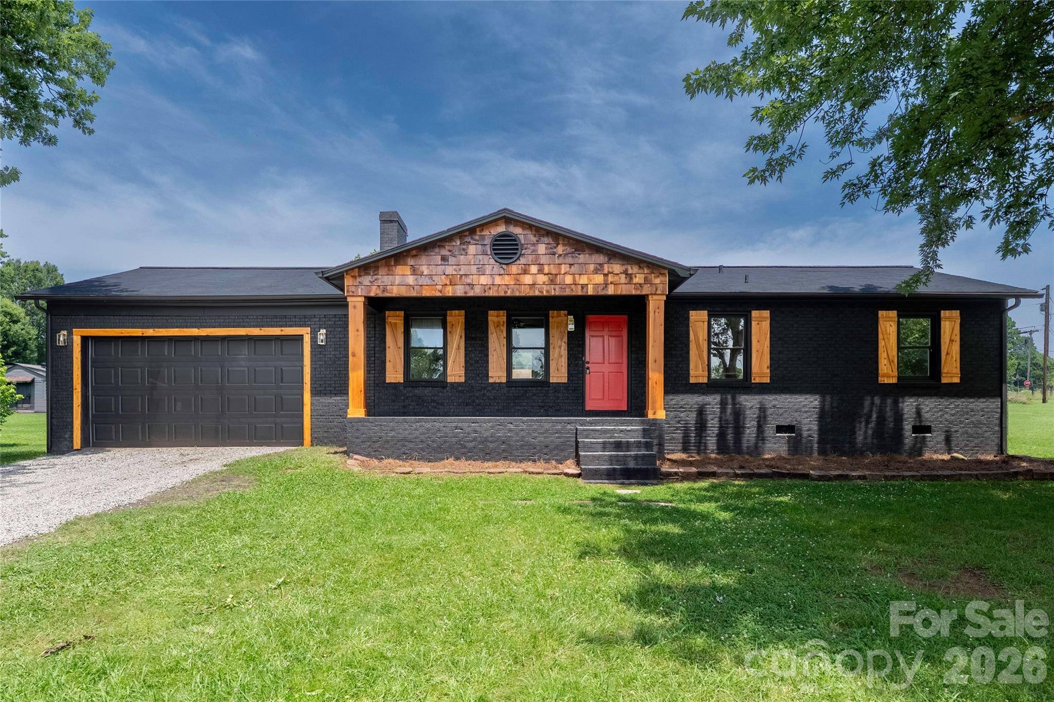 112 Robinette LN, Statesville, NC 28625