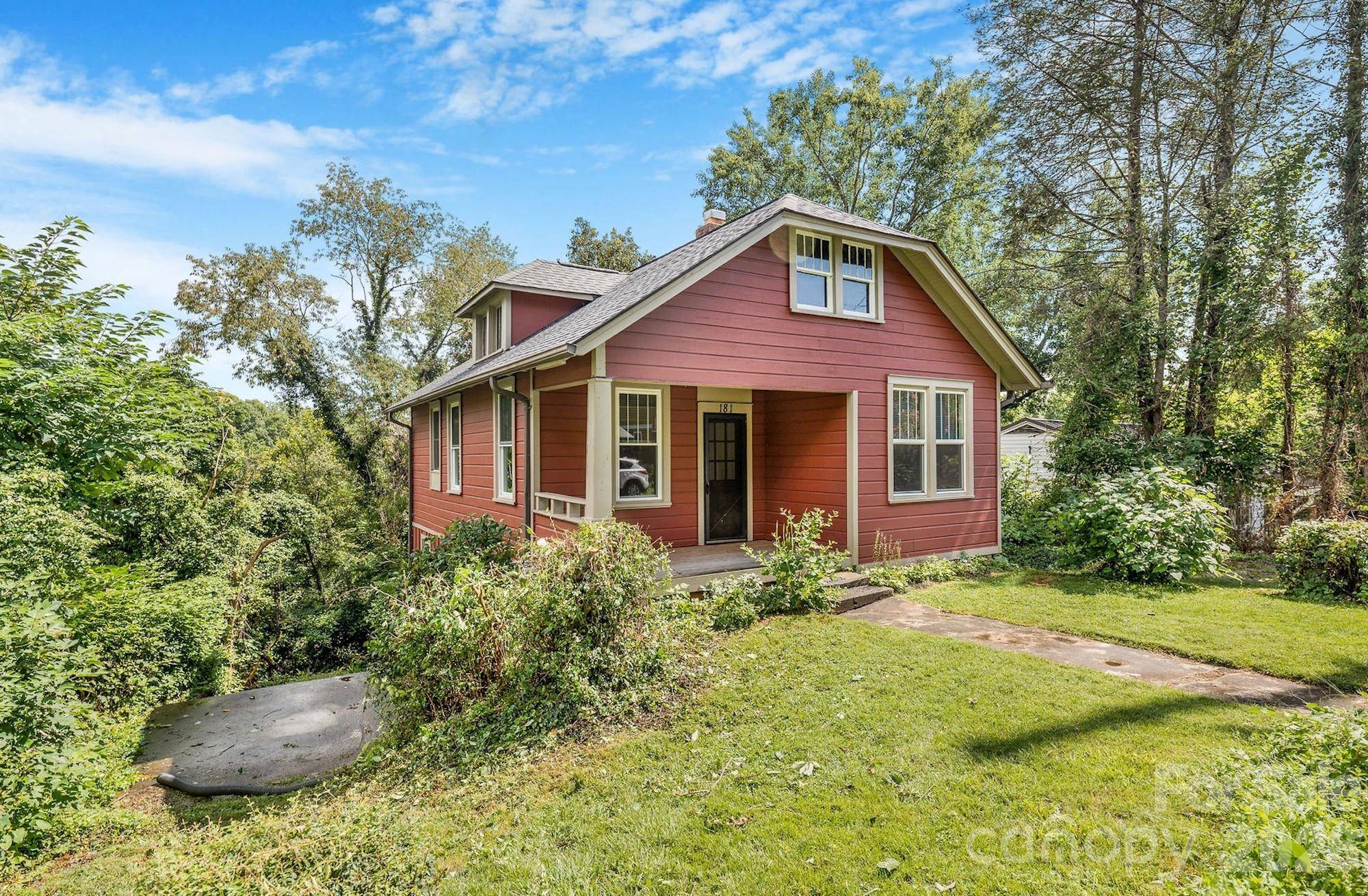 181 Courtland PL, Asheville, NC 28801