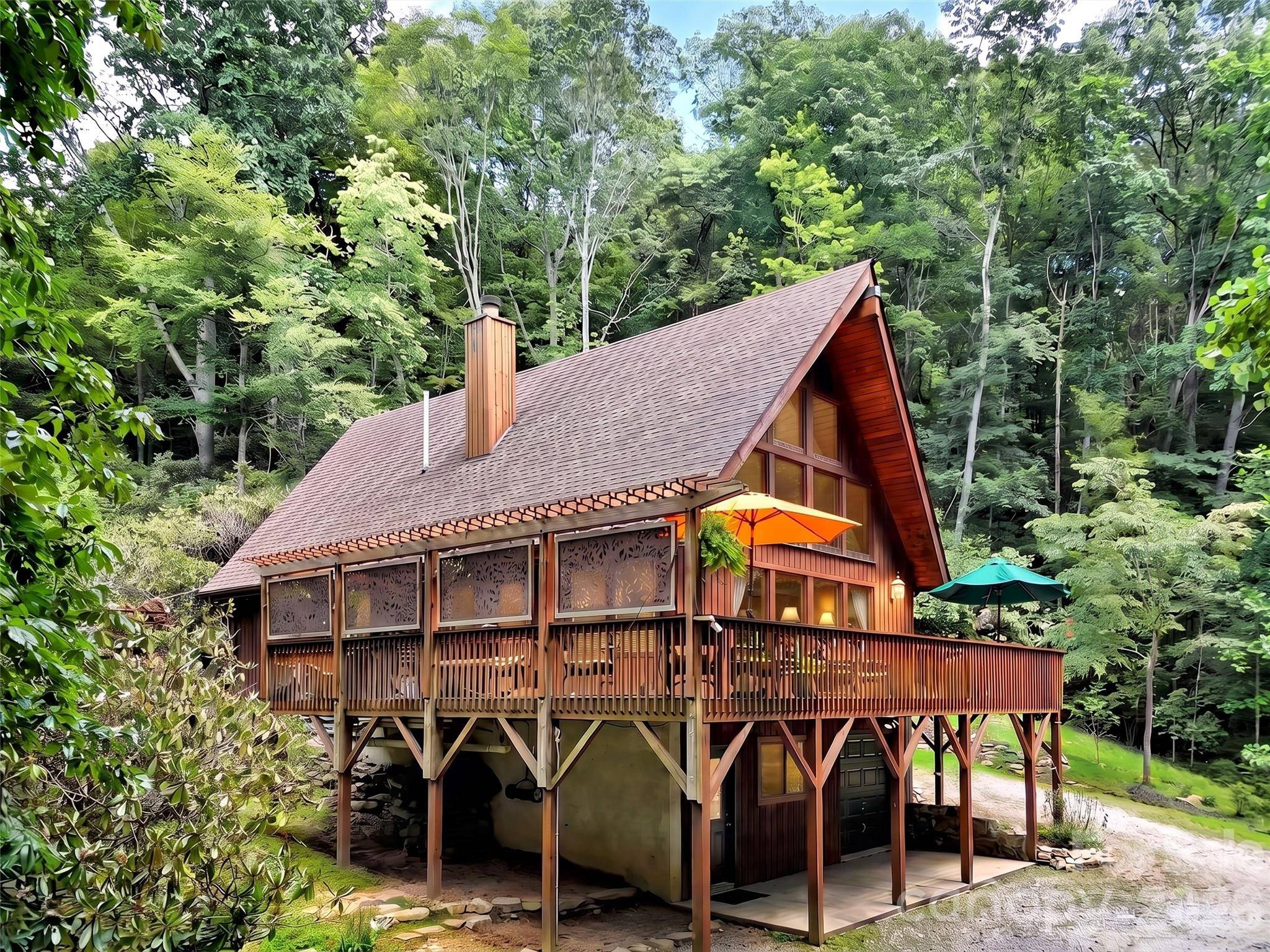 170 Wonderwood LN, Clyde, NC 28721