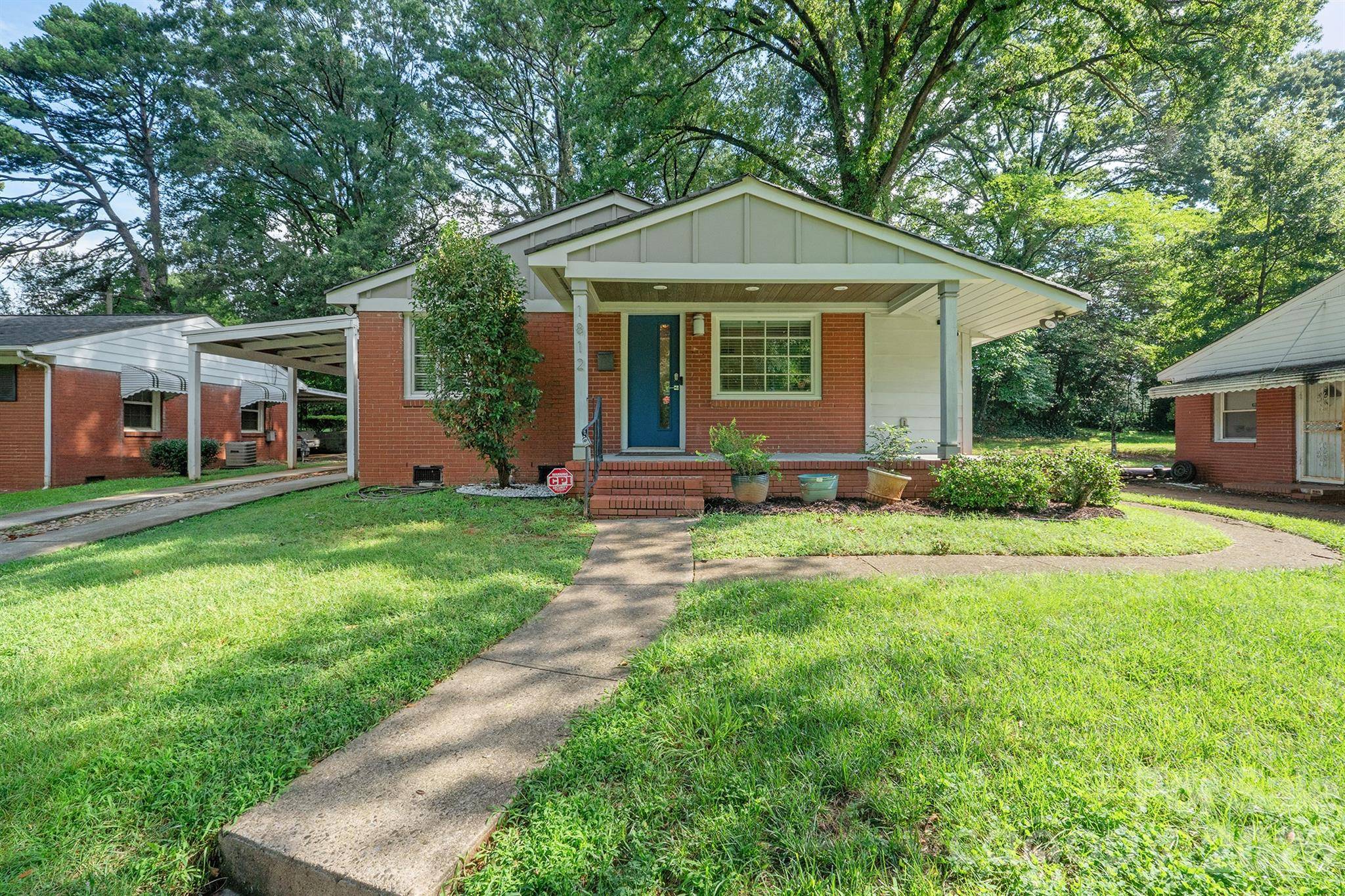 1812 Van Buren AVE, Charlotte, NC 28216