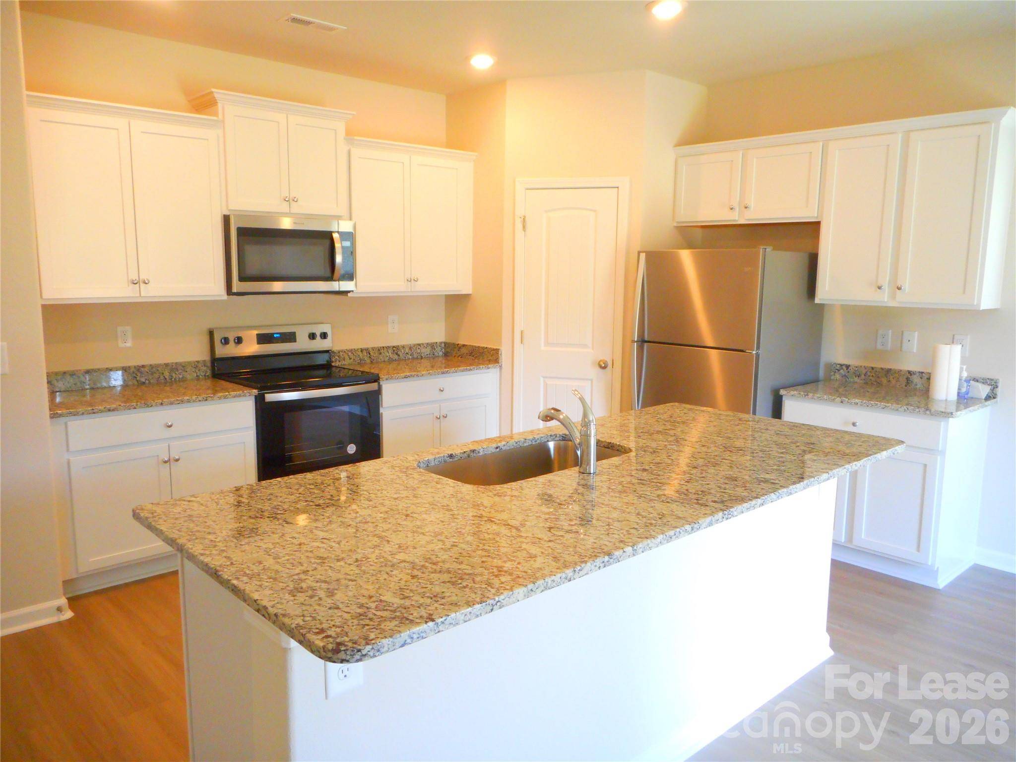 2329 Transatlantic AVE, Charlotte, NC 28215