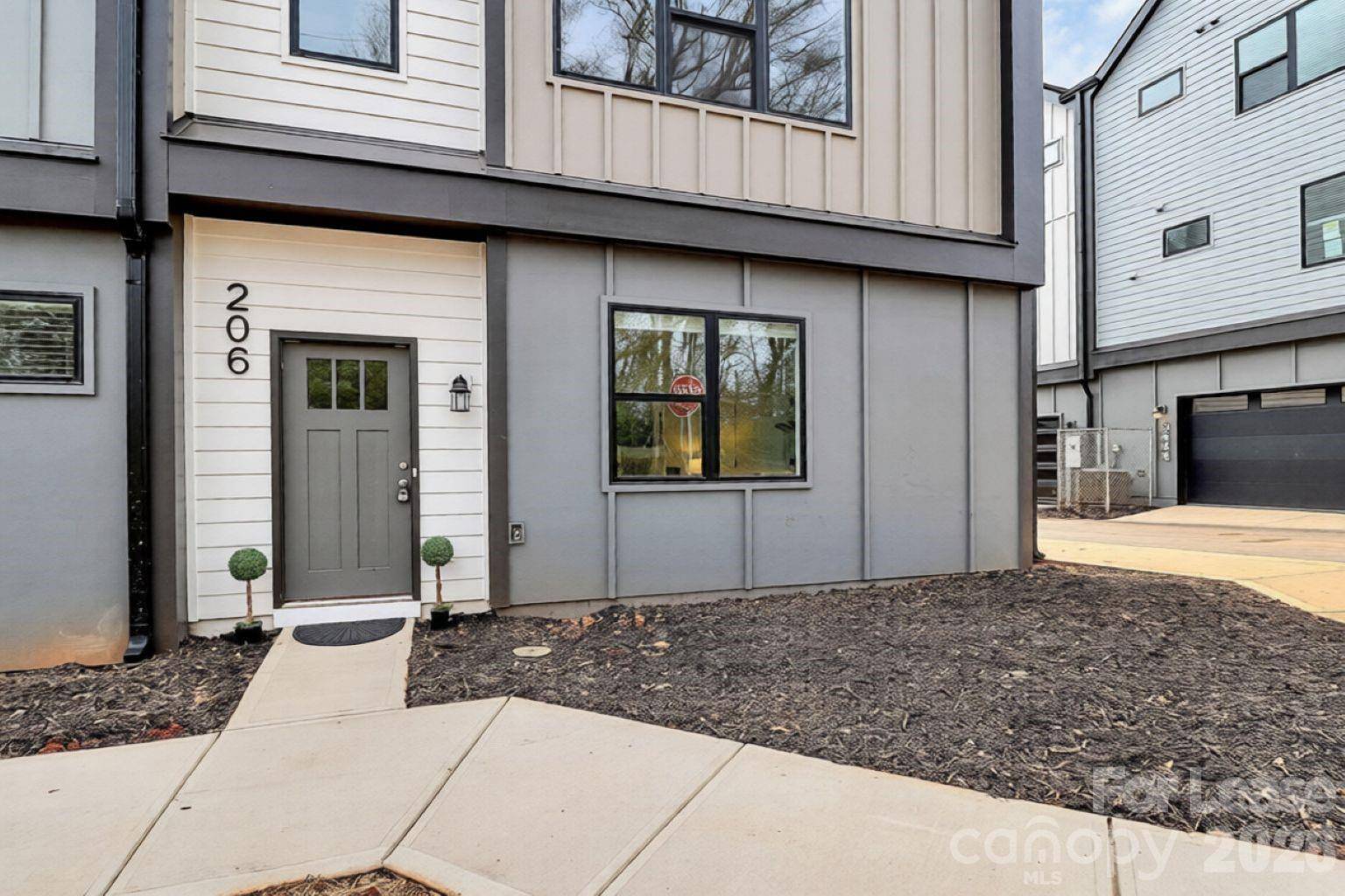 206 Nelson AVE, Charlotte, NC 28216