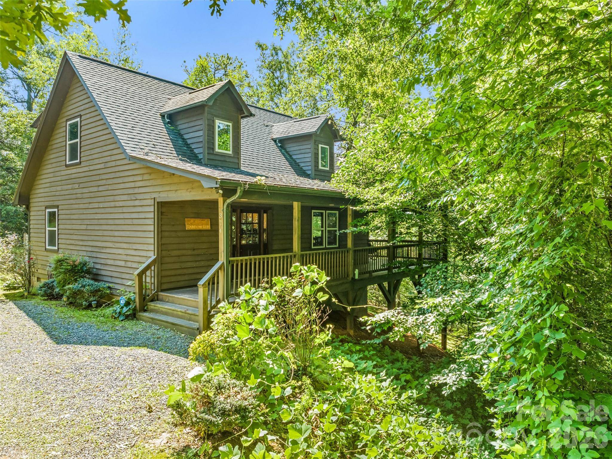374 Rio Bravo DR, Sylva, NC 28779