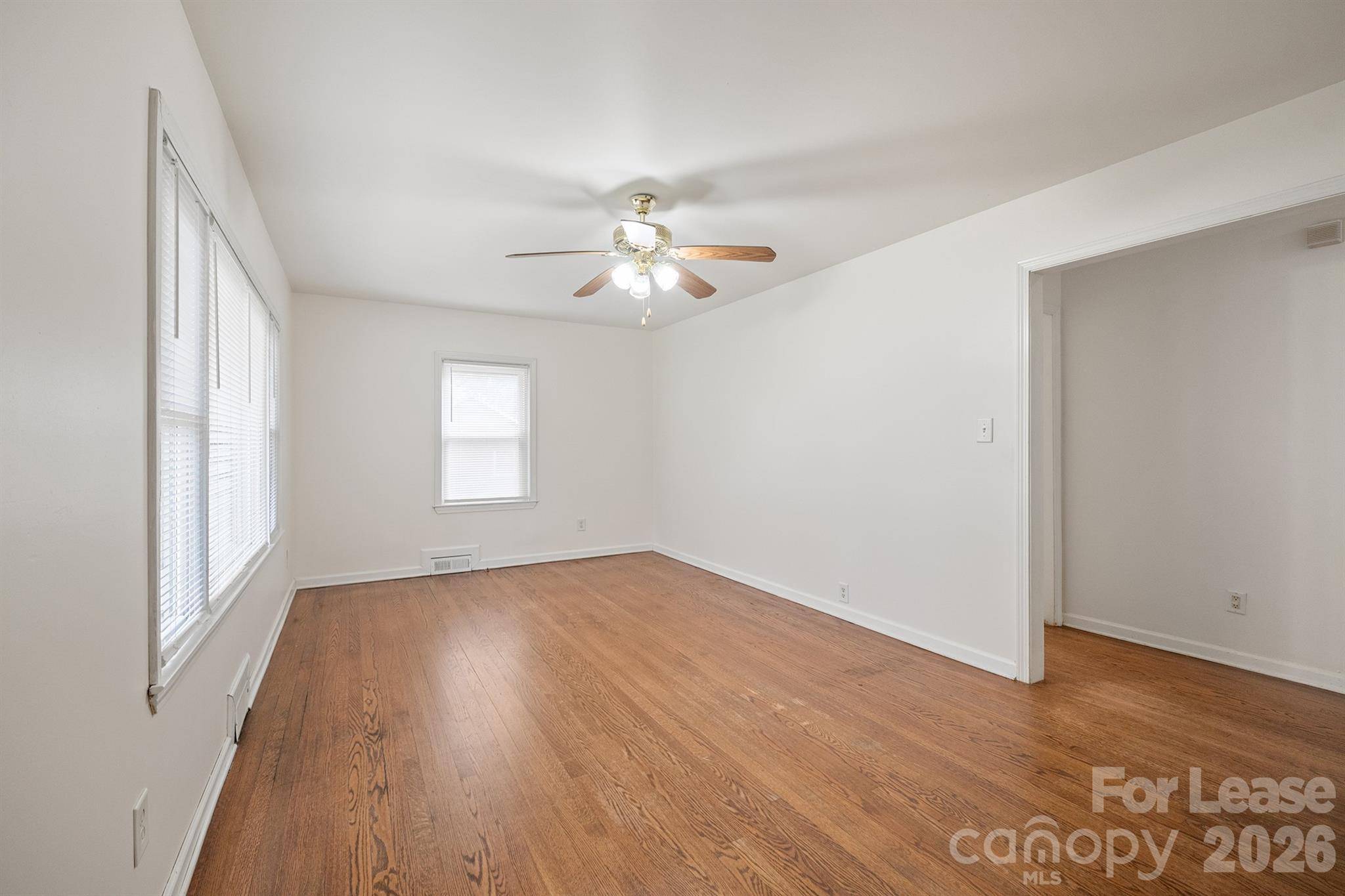 7122 Mallard Creek RD, Charlotte, NC 28262