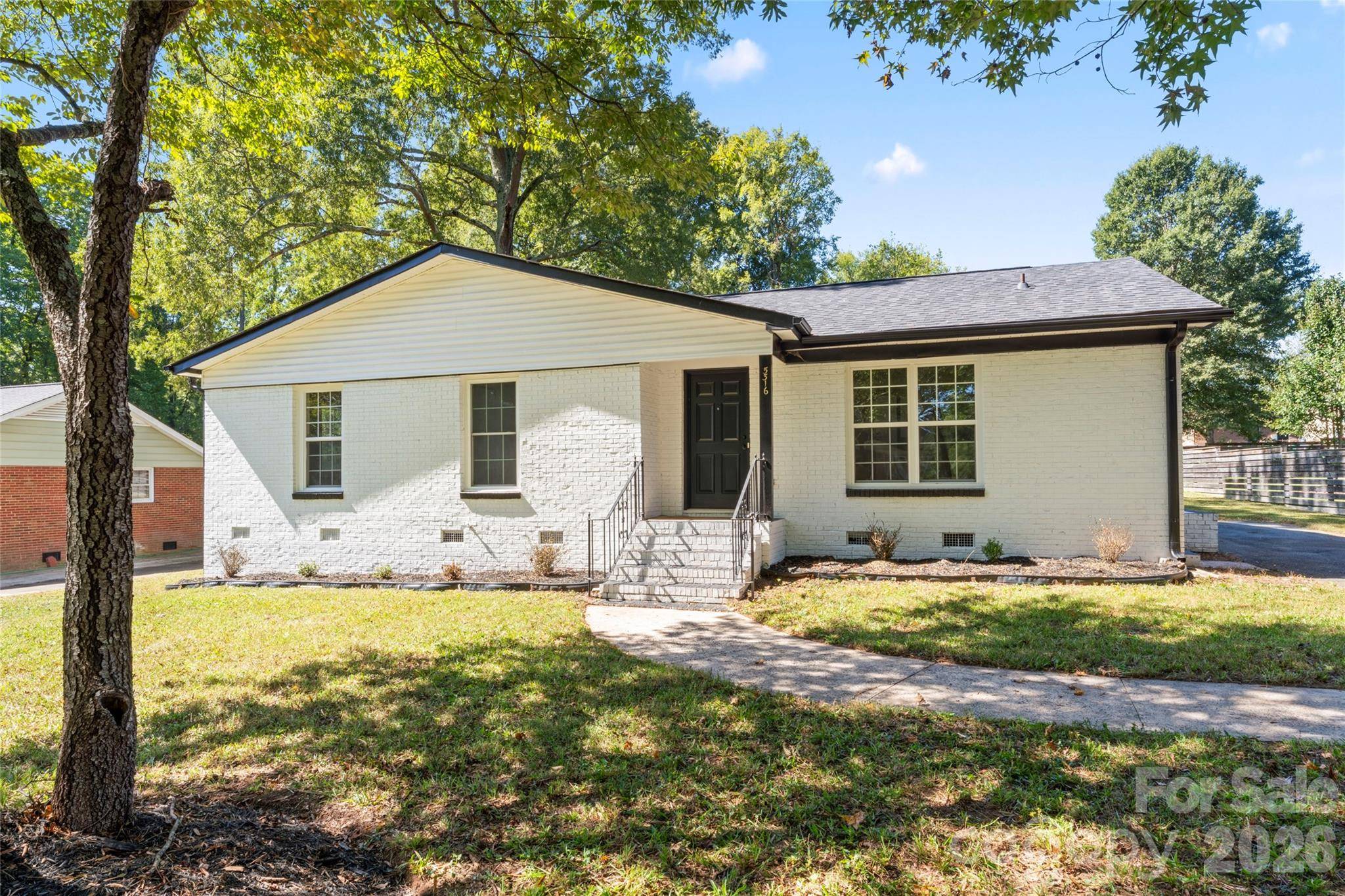 5316 Rupert LN, Charlotte, NC 28215