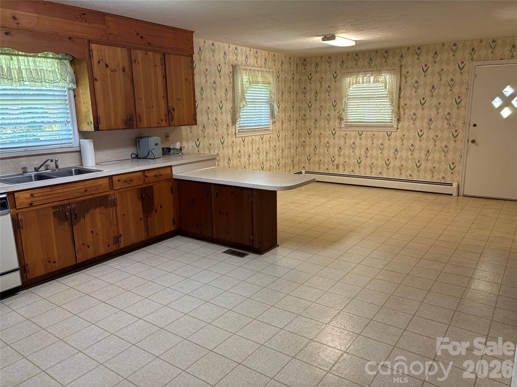 2841 Emory RD, Morganton, NC 28655