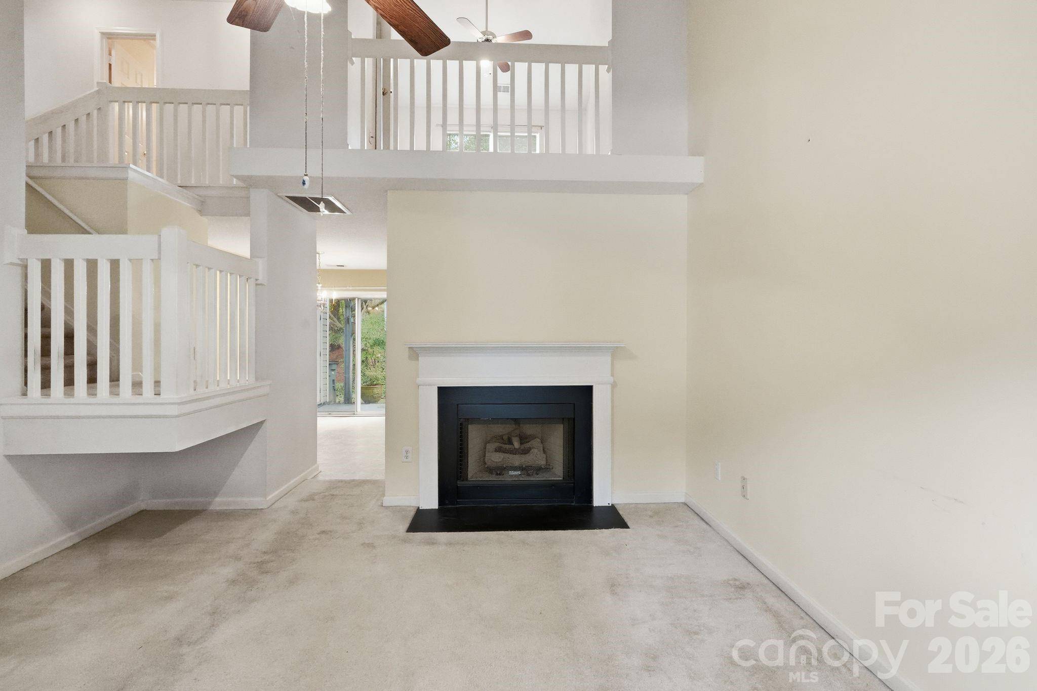 636 Emerald Cove DR, Charlotte, NC 28262