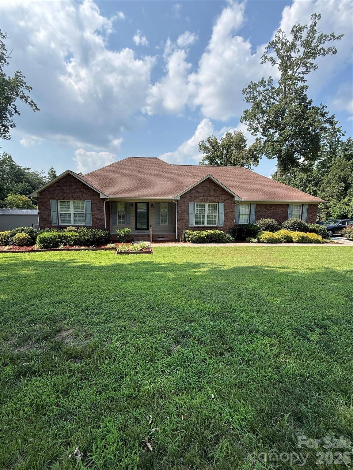 1005 Spring Rock DR, Salisbury, NC 28146