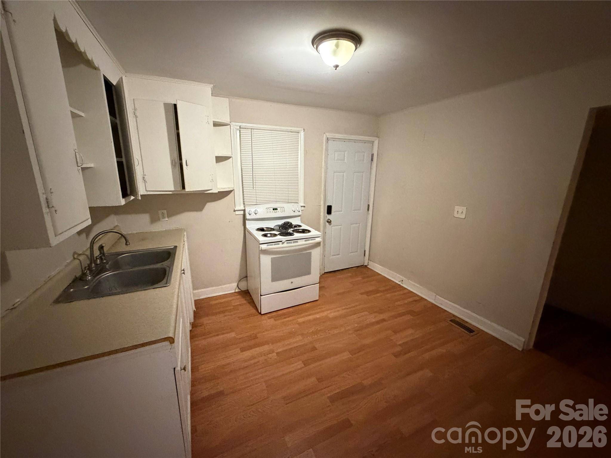 2558 Milton AVE, Gastonia, NC 28052