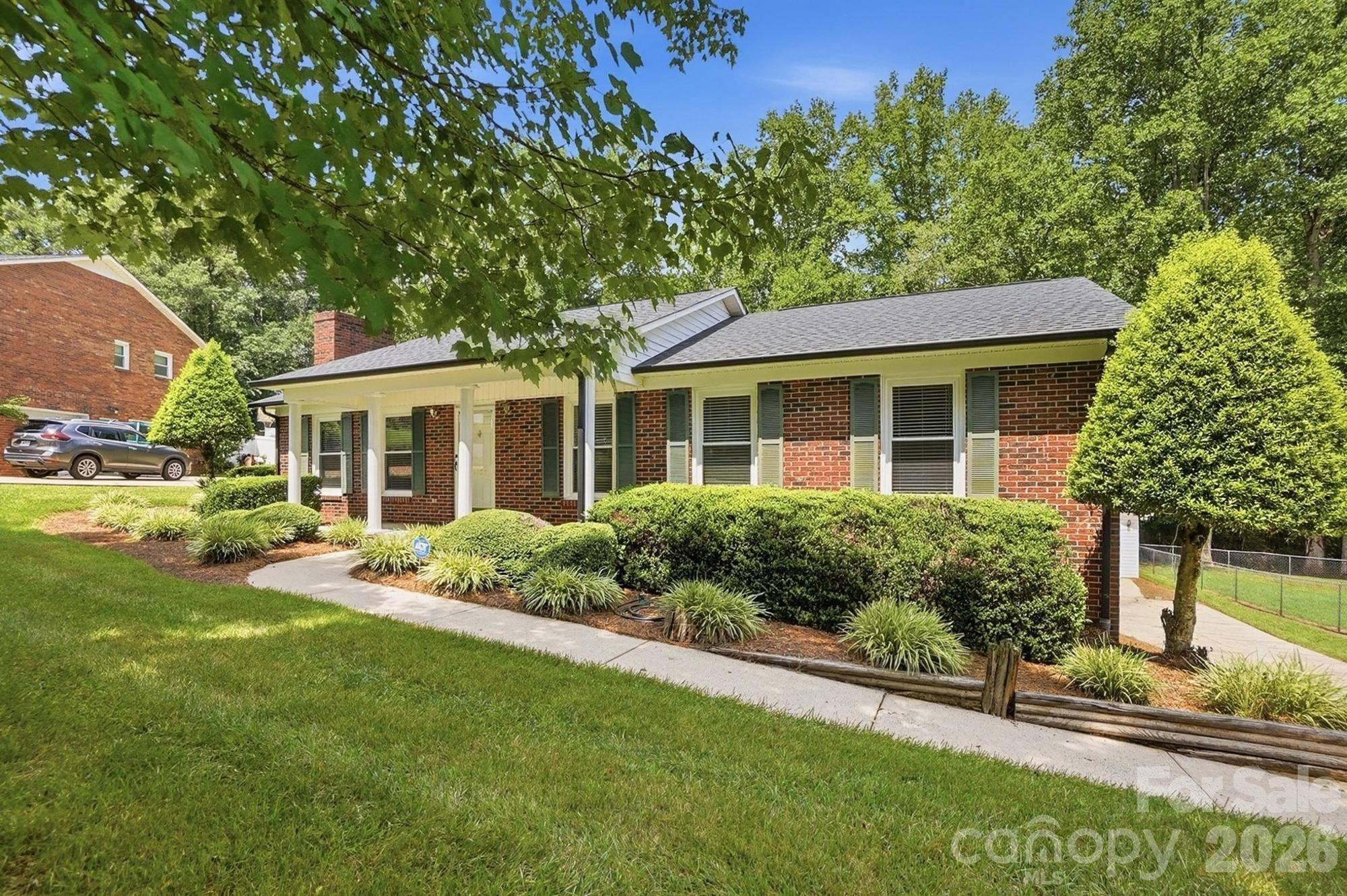 2050 Brownstone CT, Gastonia, NC 28054