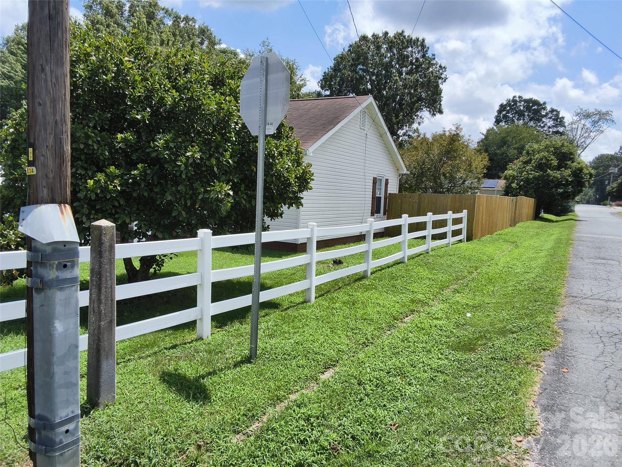 1200 Woodlawn ST, Kannapolis, NC 28083