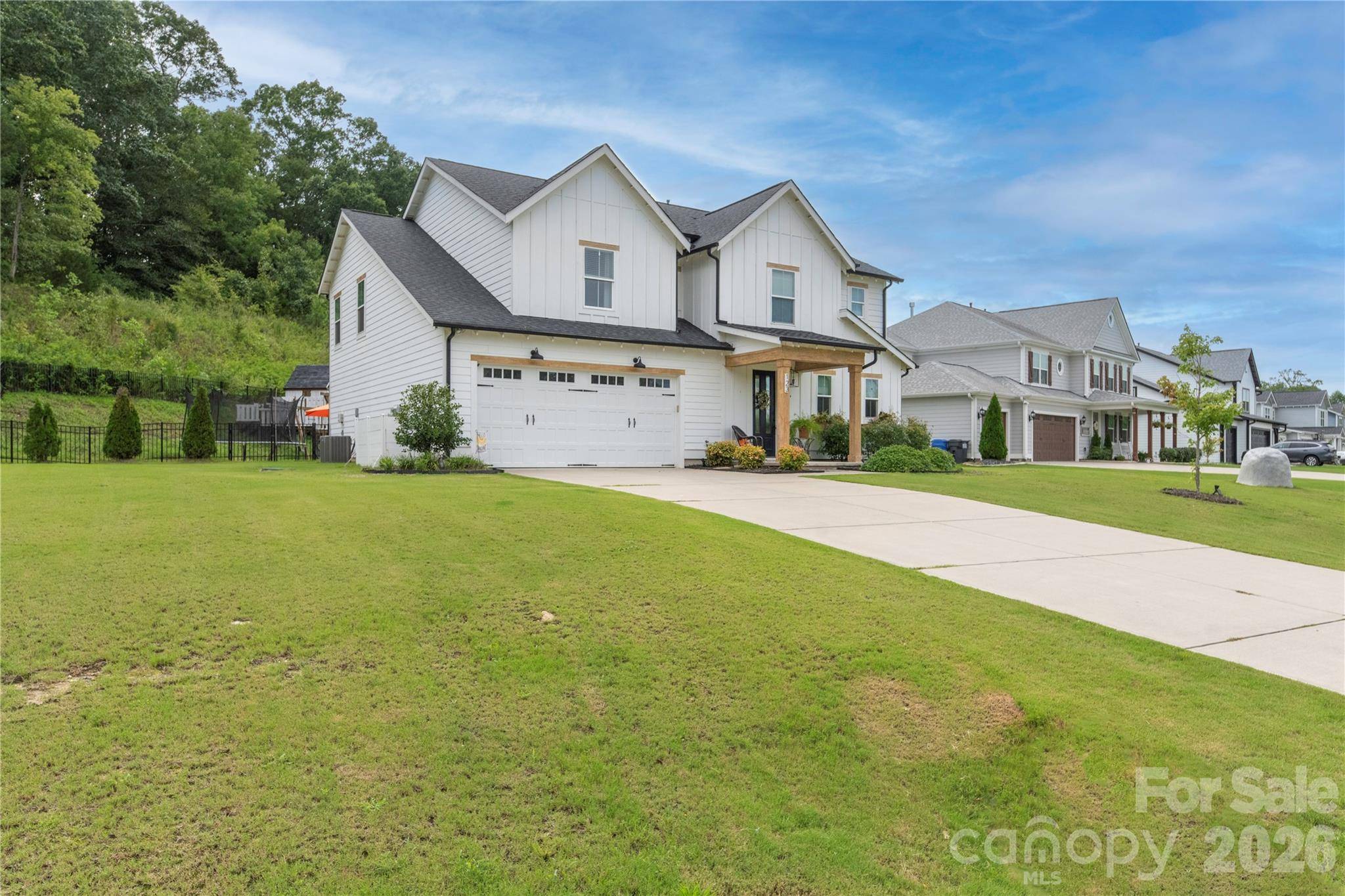 123 Country Lake DR, Mooresville, NC 28115