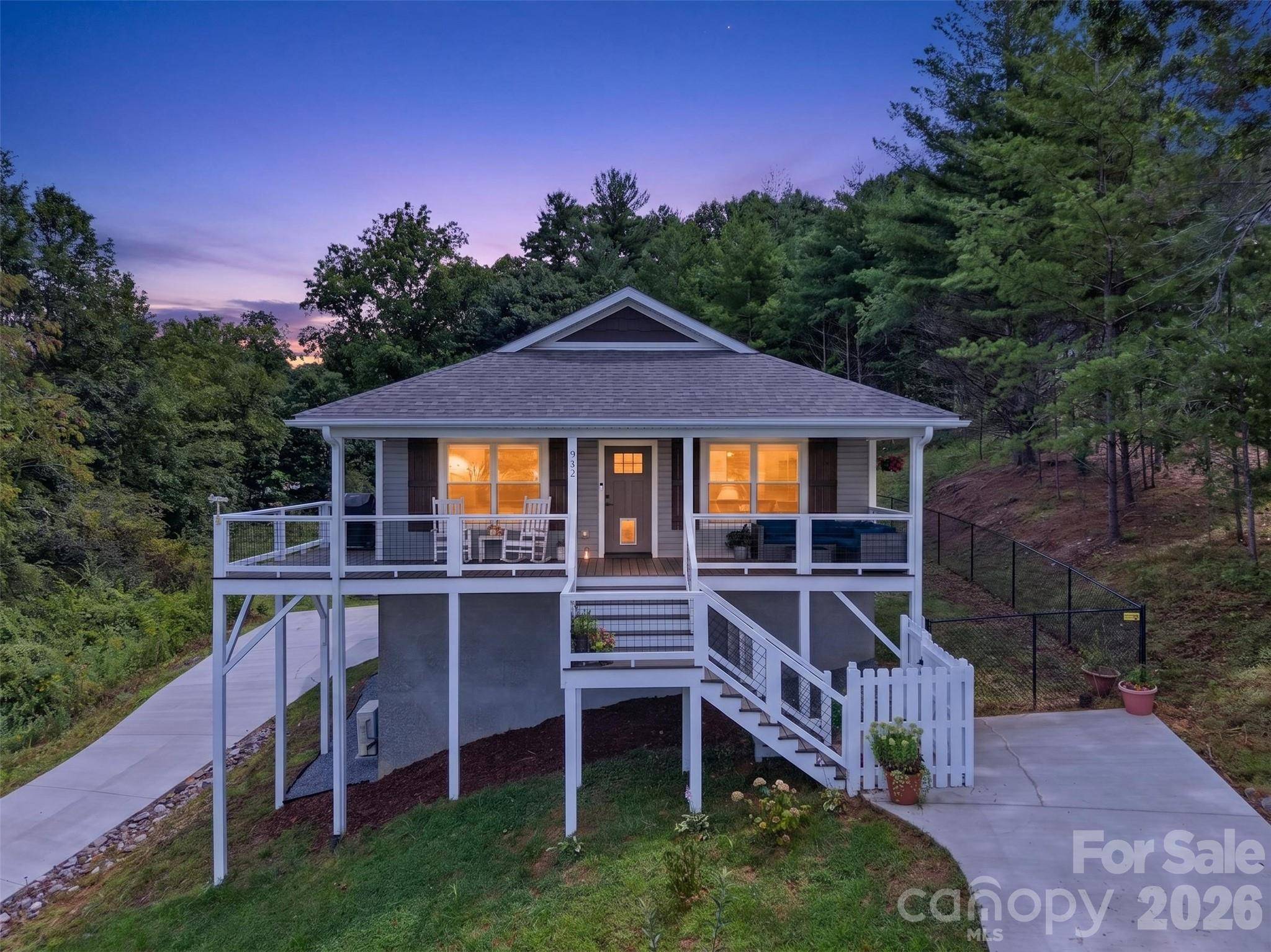 932 Morlin Acres DR, Marshall, NC 28753