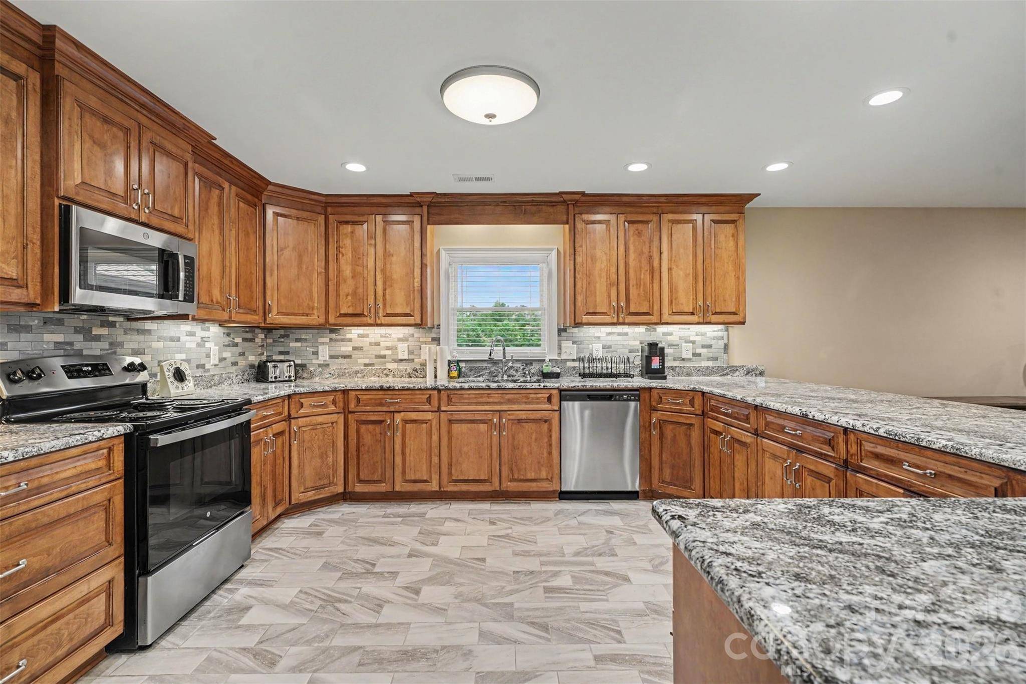 658 Hicks Hill RD, Lawndale, NC 28090