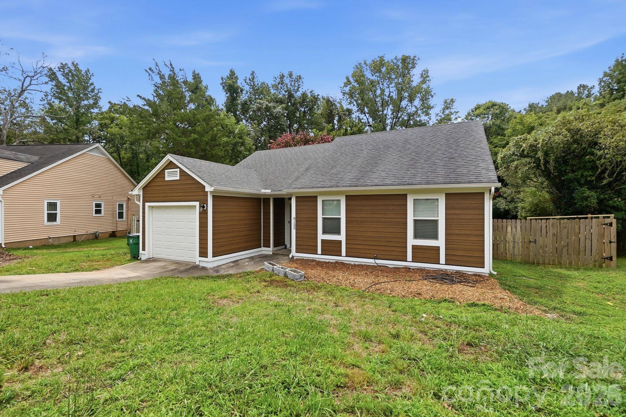 8122 Sherington WAY, Charlotte, NC 28227