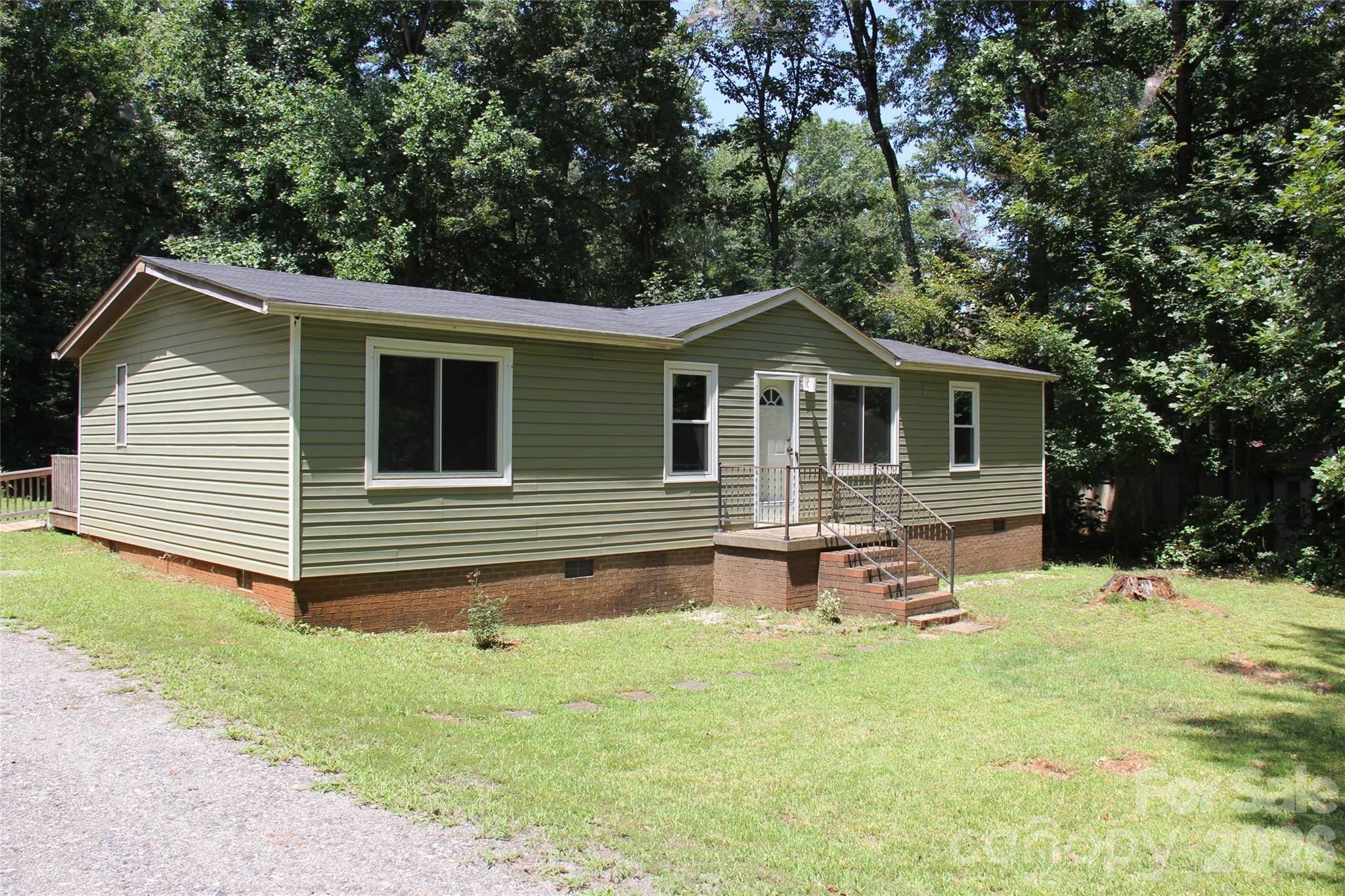 177 Hallmark Estates DR, Statesville, NC 28625