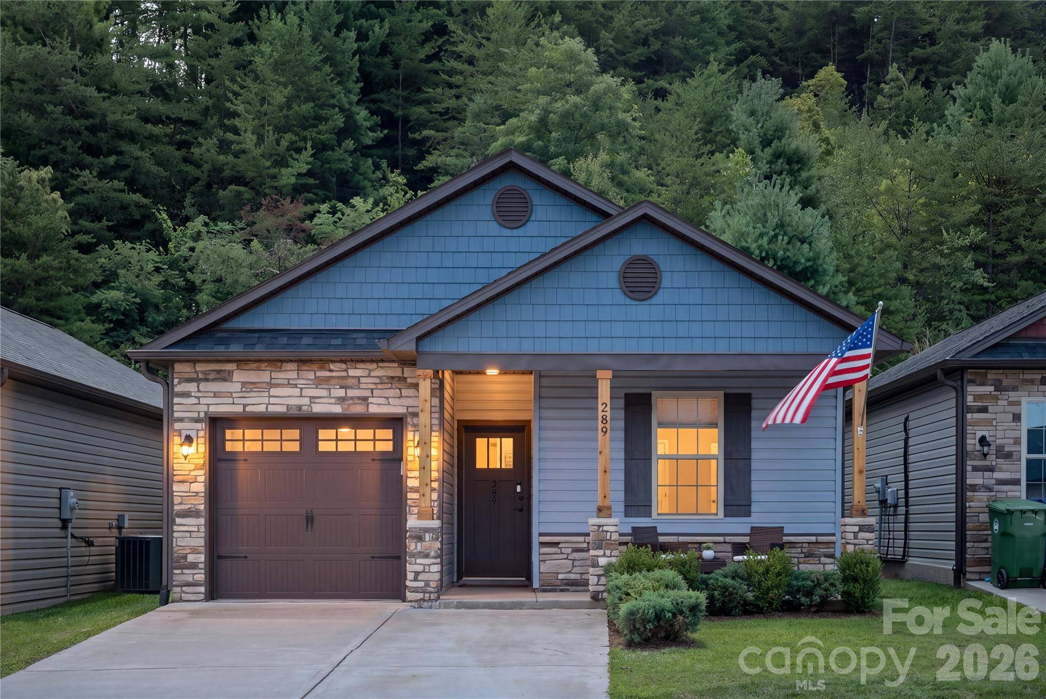 289 Cardwell LN, Fletcher, NC 28732