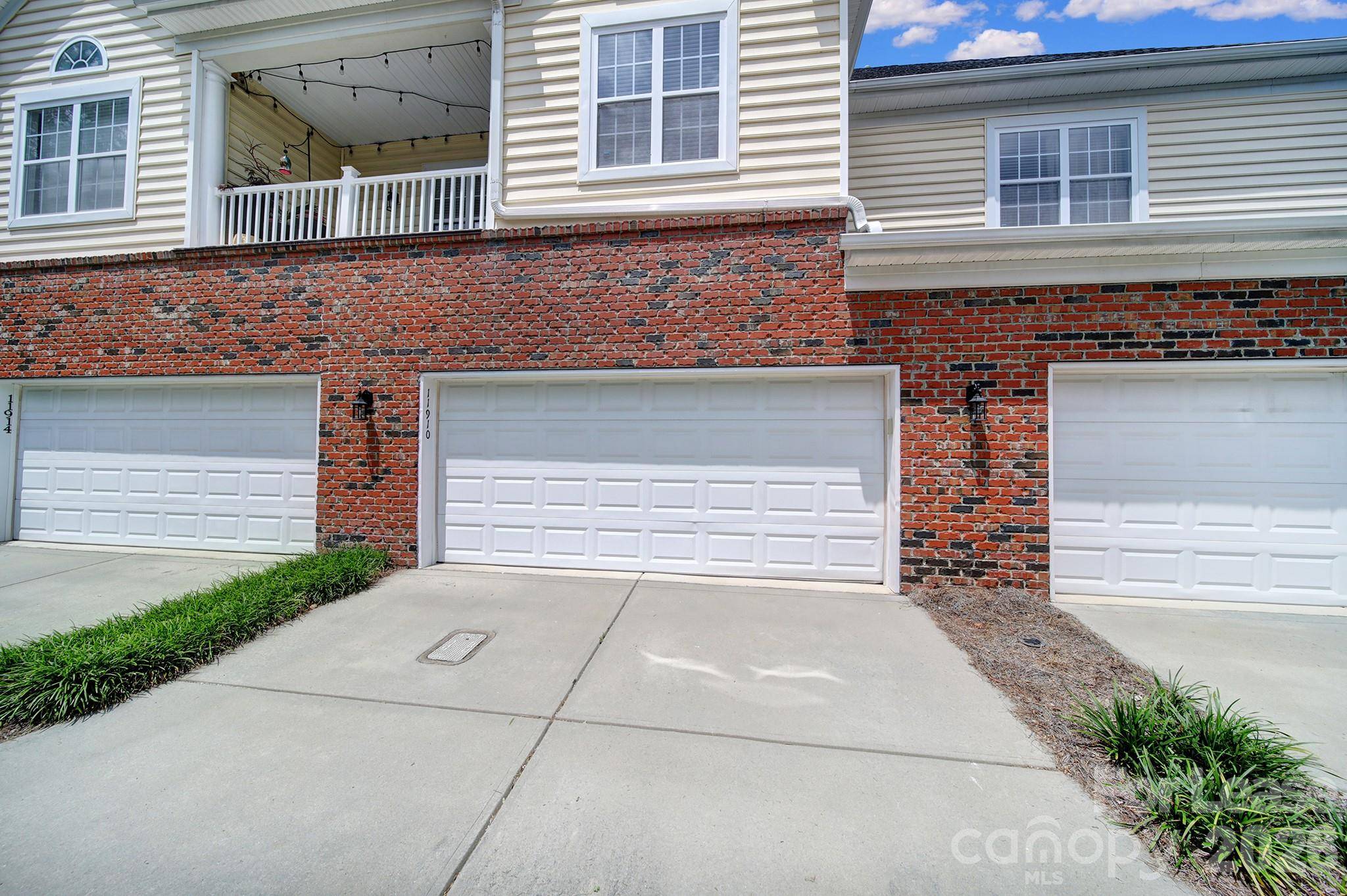 11910 Lacroix ST, Charlotte, NC 28277